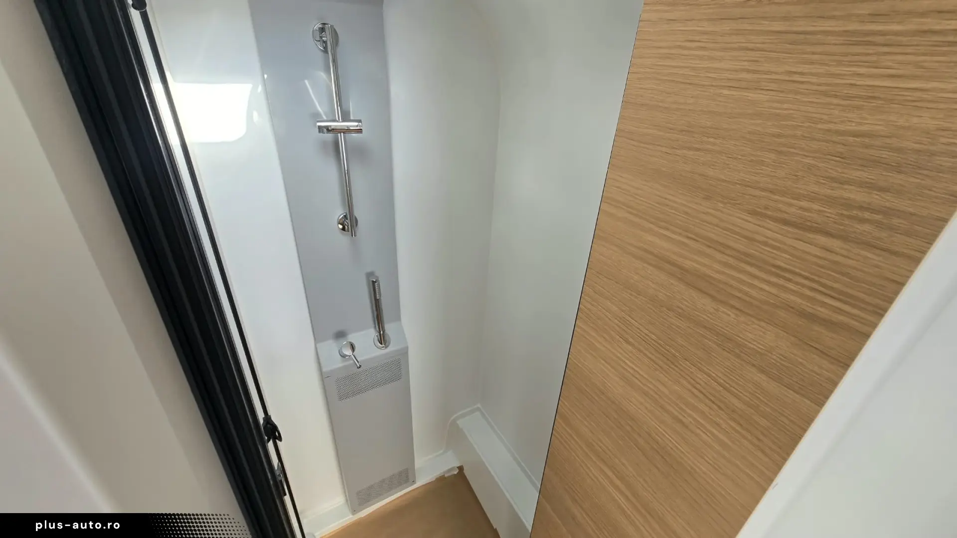 Rulotă Adria Adora 613 UT - 4 persoane