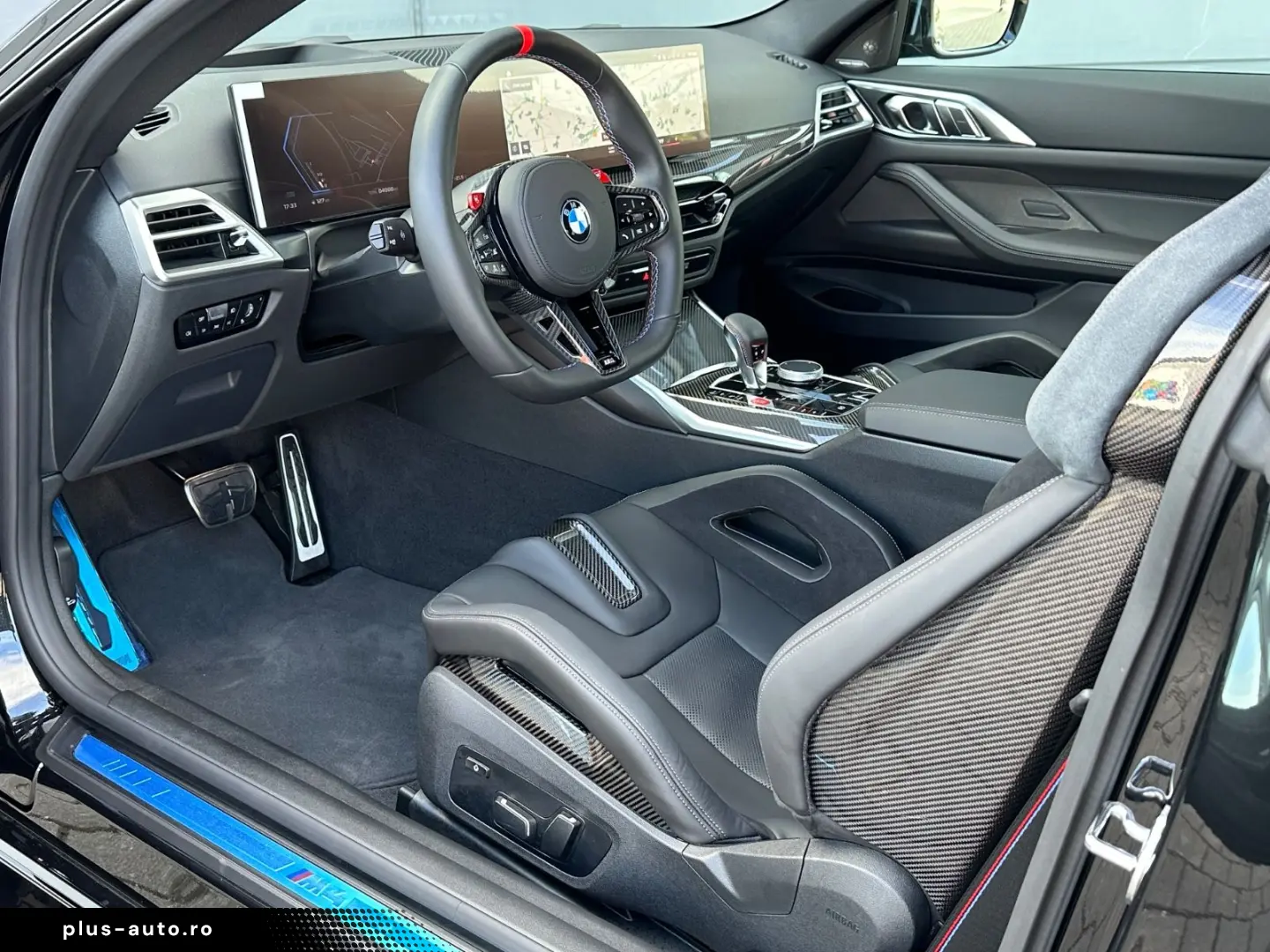 BMW M4 Competition M xDrive Carbon Schalensitze