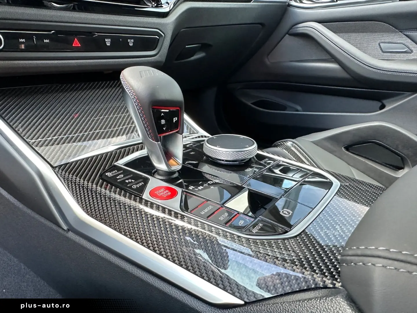BMW M4 Competition M xDrive Carbon Schalensitze