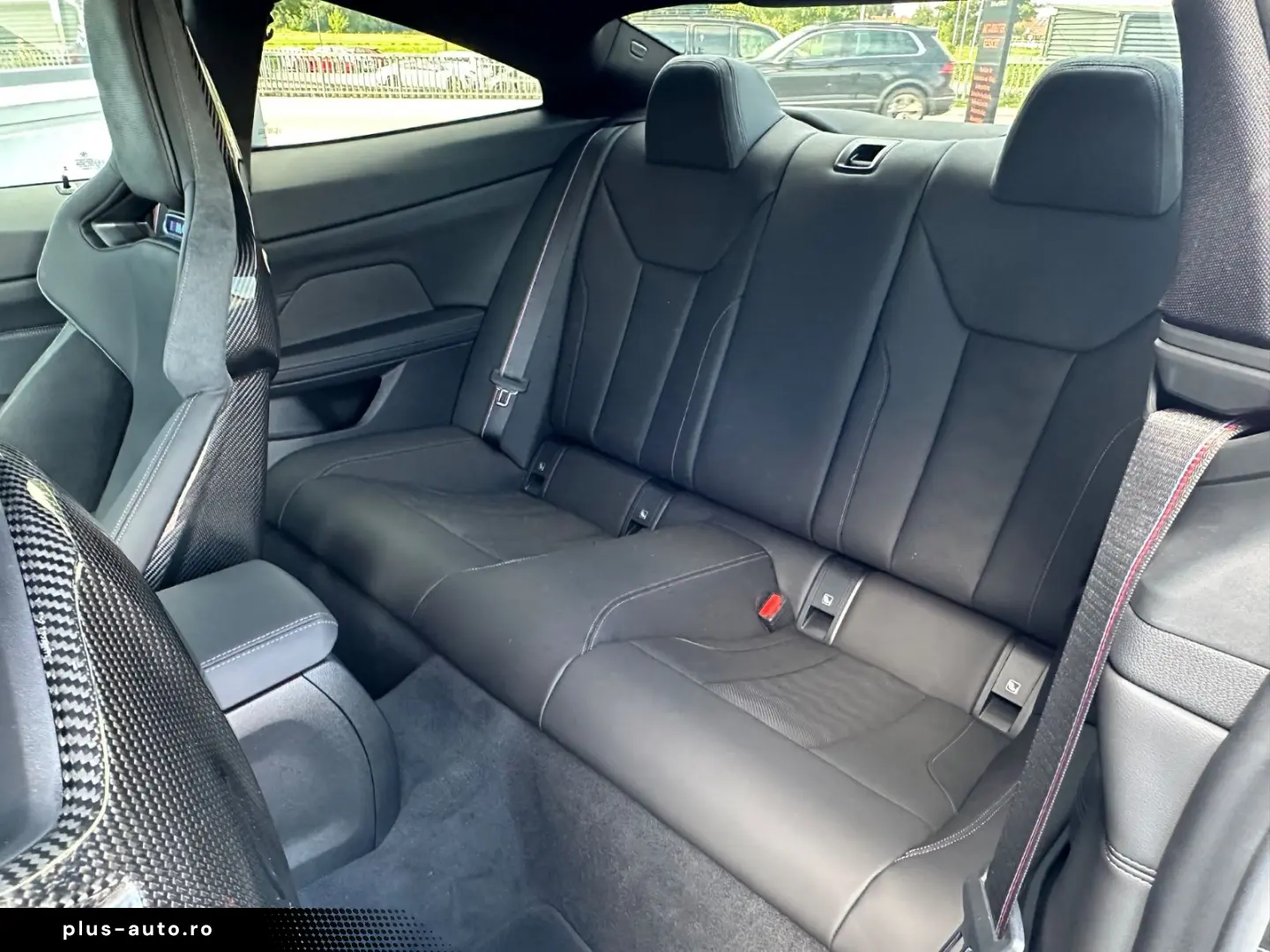 BMW M4 Competition M xDrive Carbon Schalensitze
