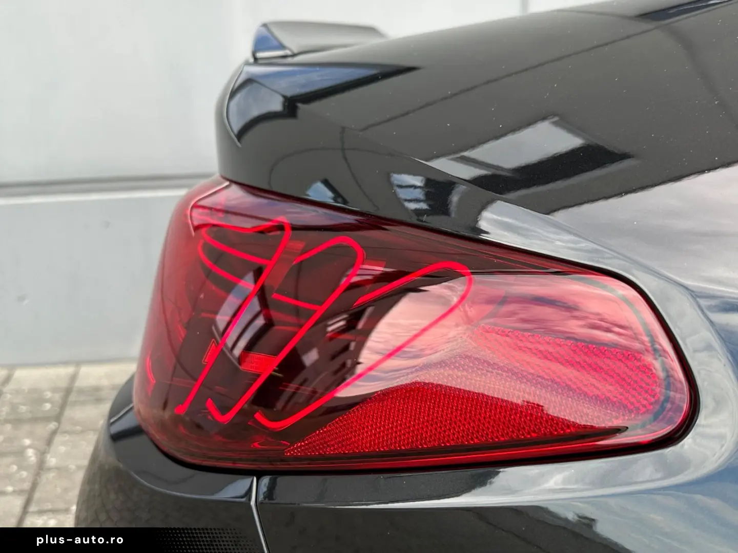 BMW M4 Competition M xDrive Carbon Schalensitze