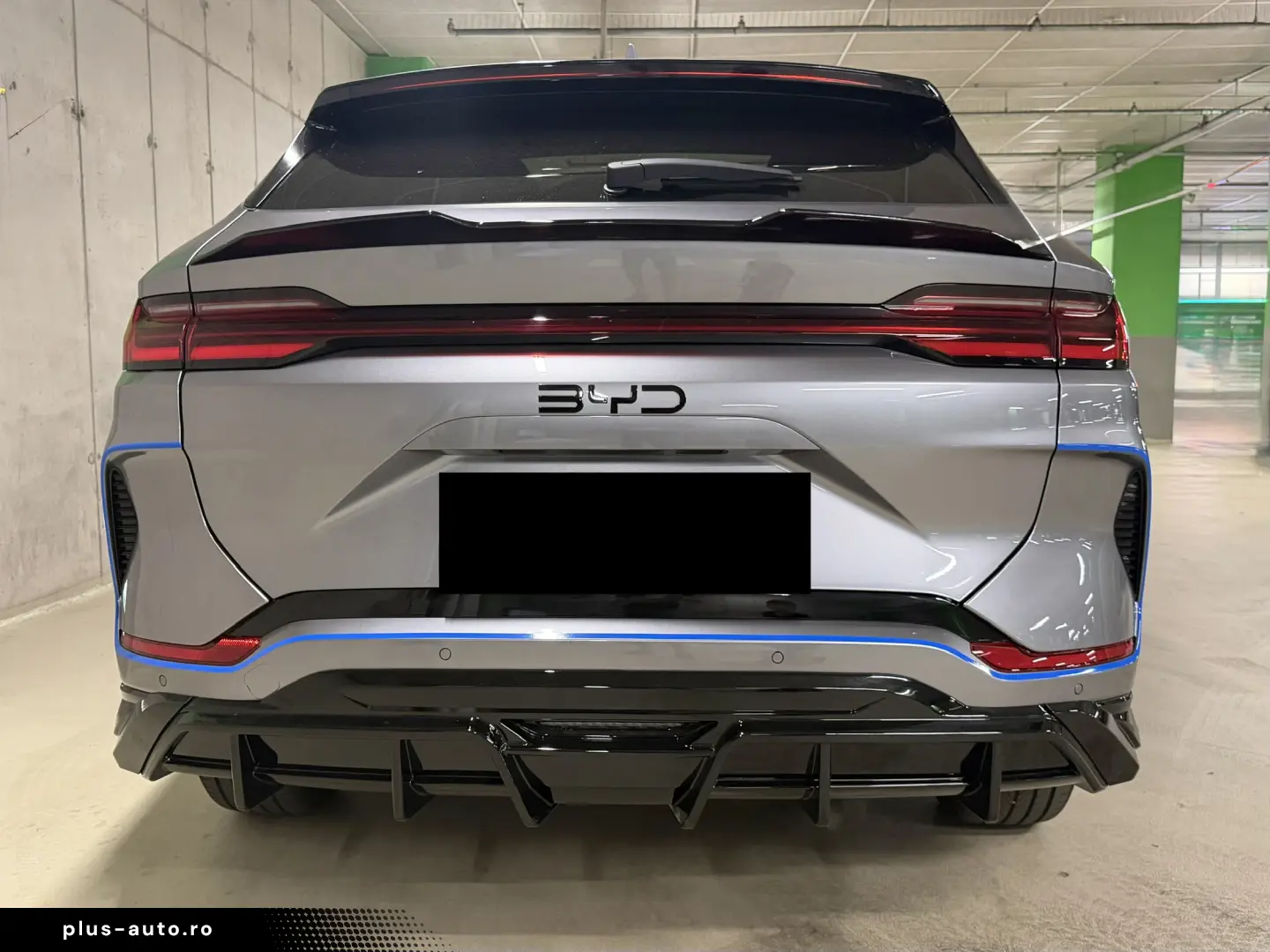 BYD SEAL U