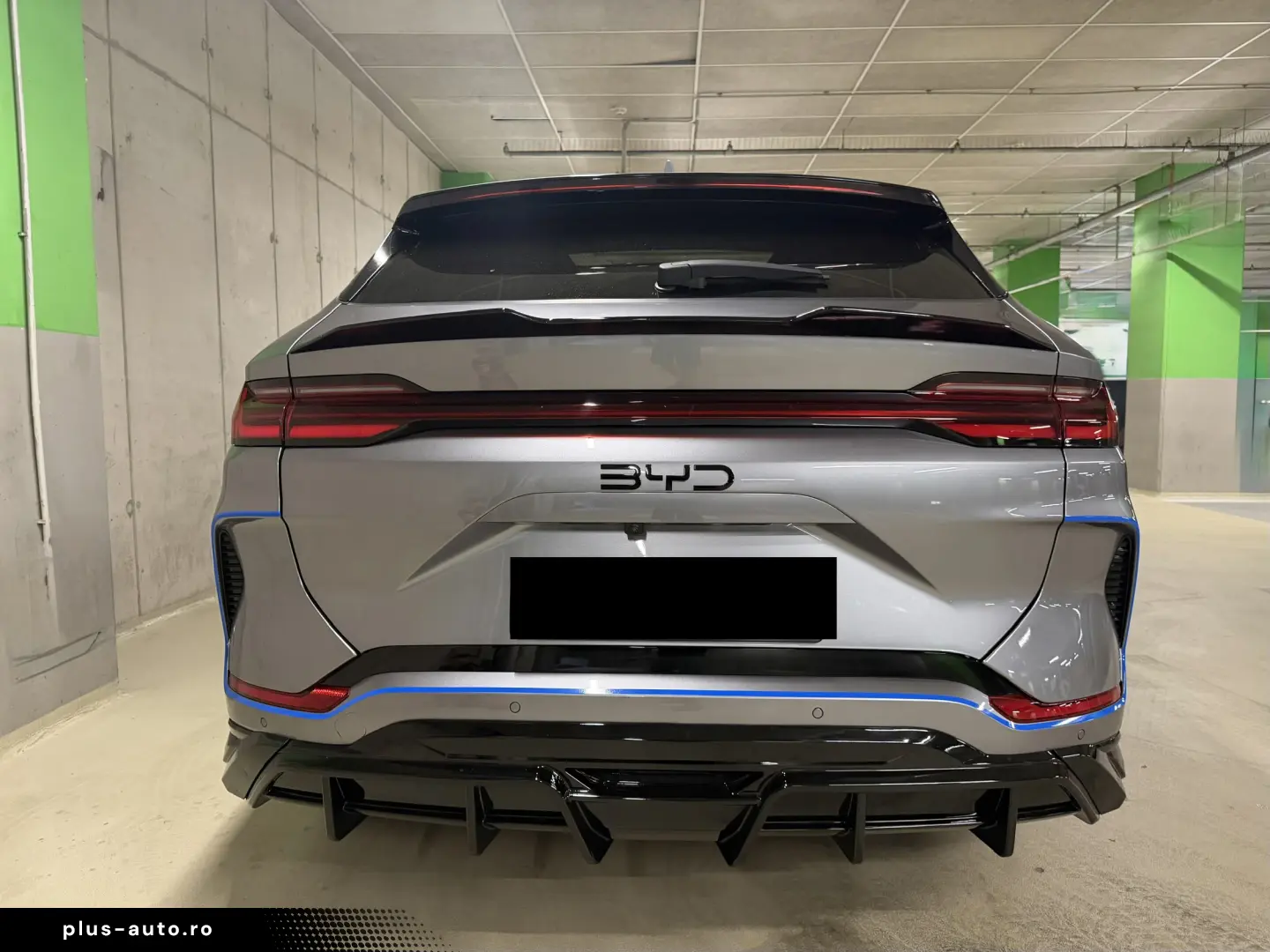 BYD SEAL U