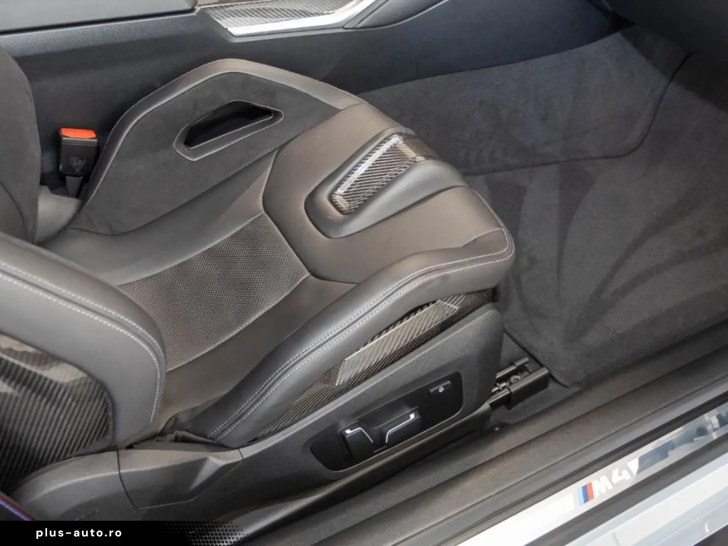 BMW M4 Coupe Navi 360Kamera Leder e-Sitze DAB PDCv h