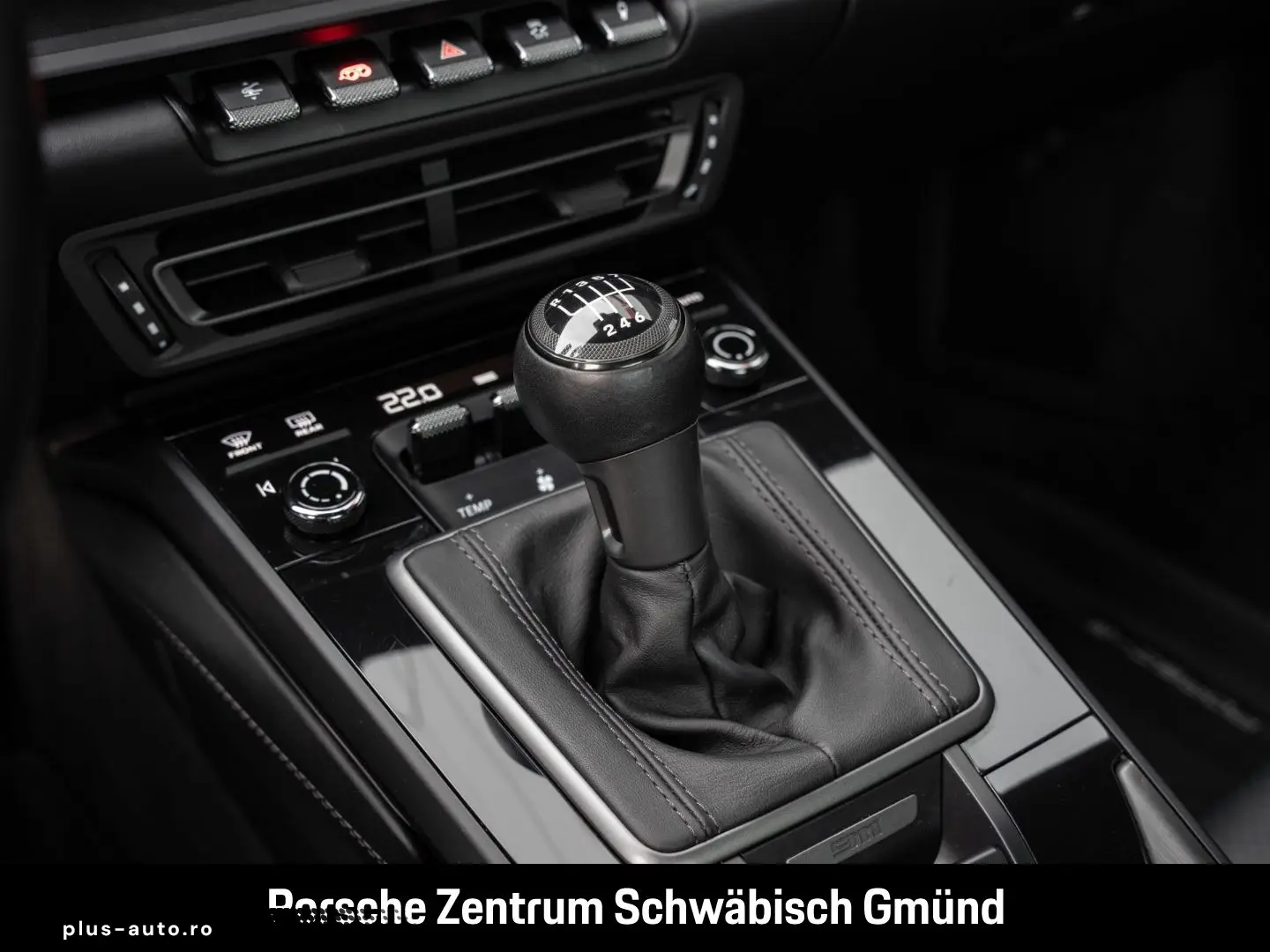 PORSCHE 992 911 Carrera 4 GTS Nachtsicht Liftsystem-VA