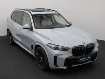 BMW X5 xD30d M Sport Pro SkyLoung 360 HUD H K SoftCL
