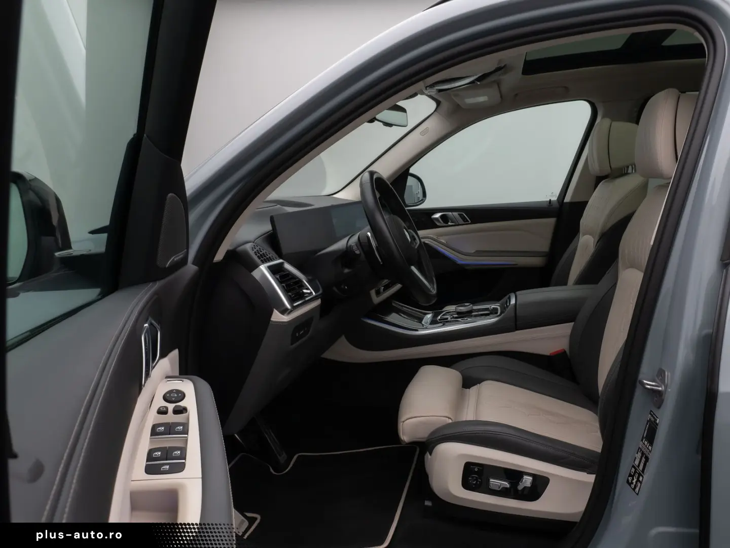 BMW X5 xD30d M Sport Pro SkyLoung 360 HUD H K SoftCL