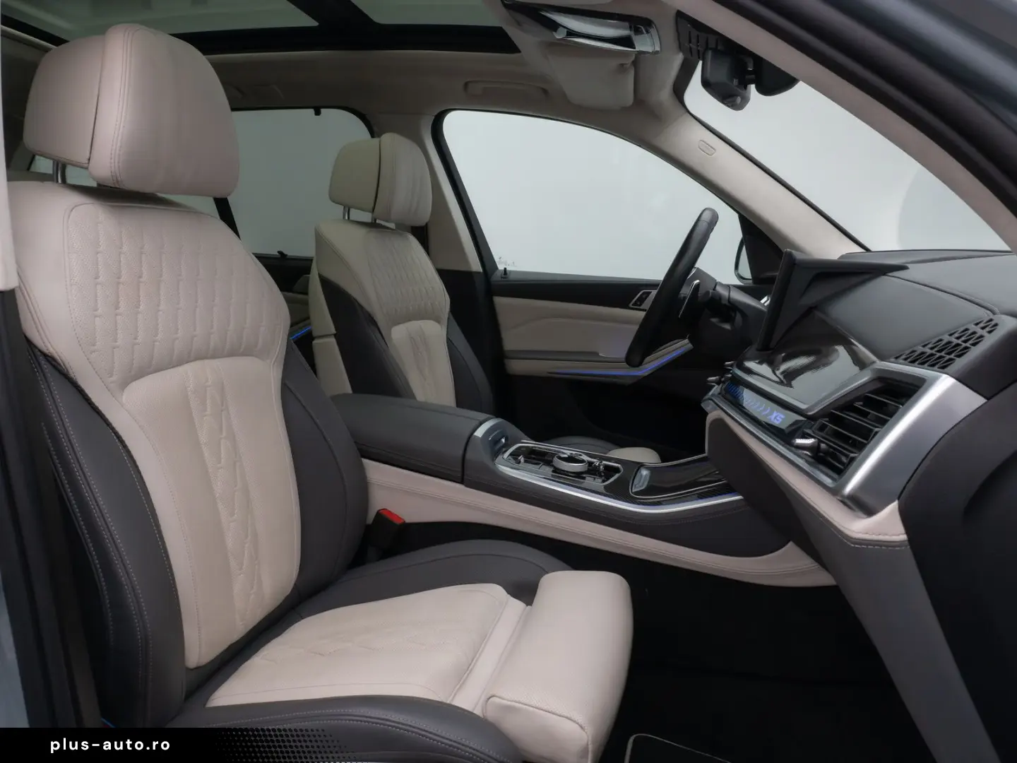 BMW X5 xD30d M Sport Pro SkyLoung 360 HUD H K SoftCL