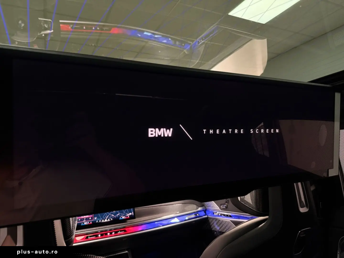 BMW 740 xDrive M Sport Pro SKYLOUNGE B&W ICONICGLOW