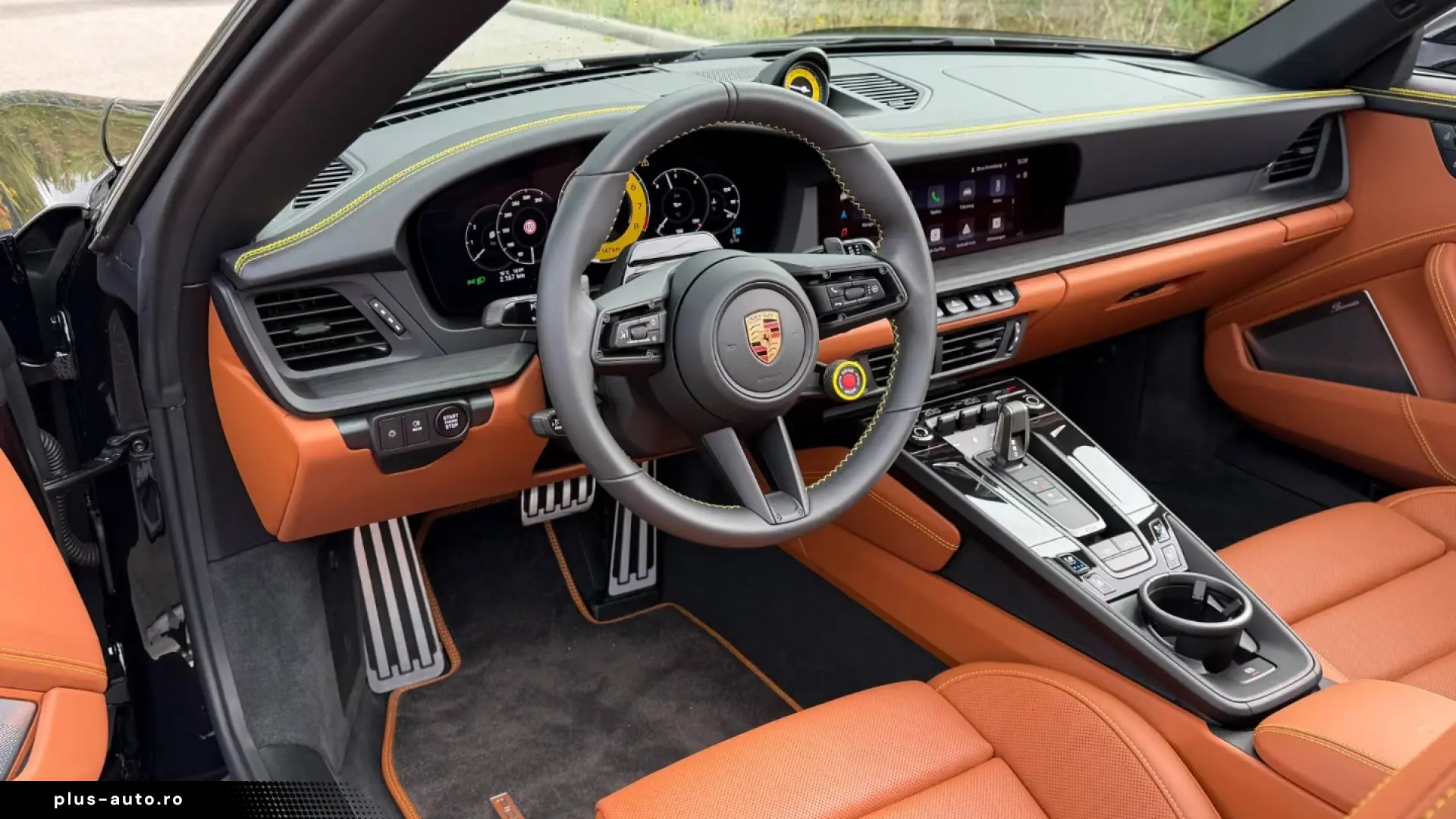Porsche 992 911 Targa 4 GTS