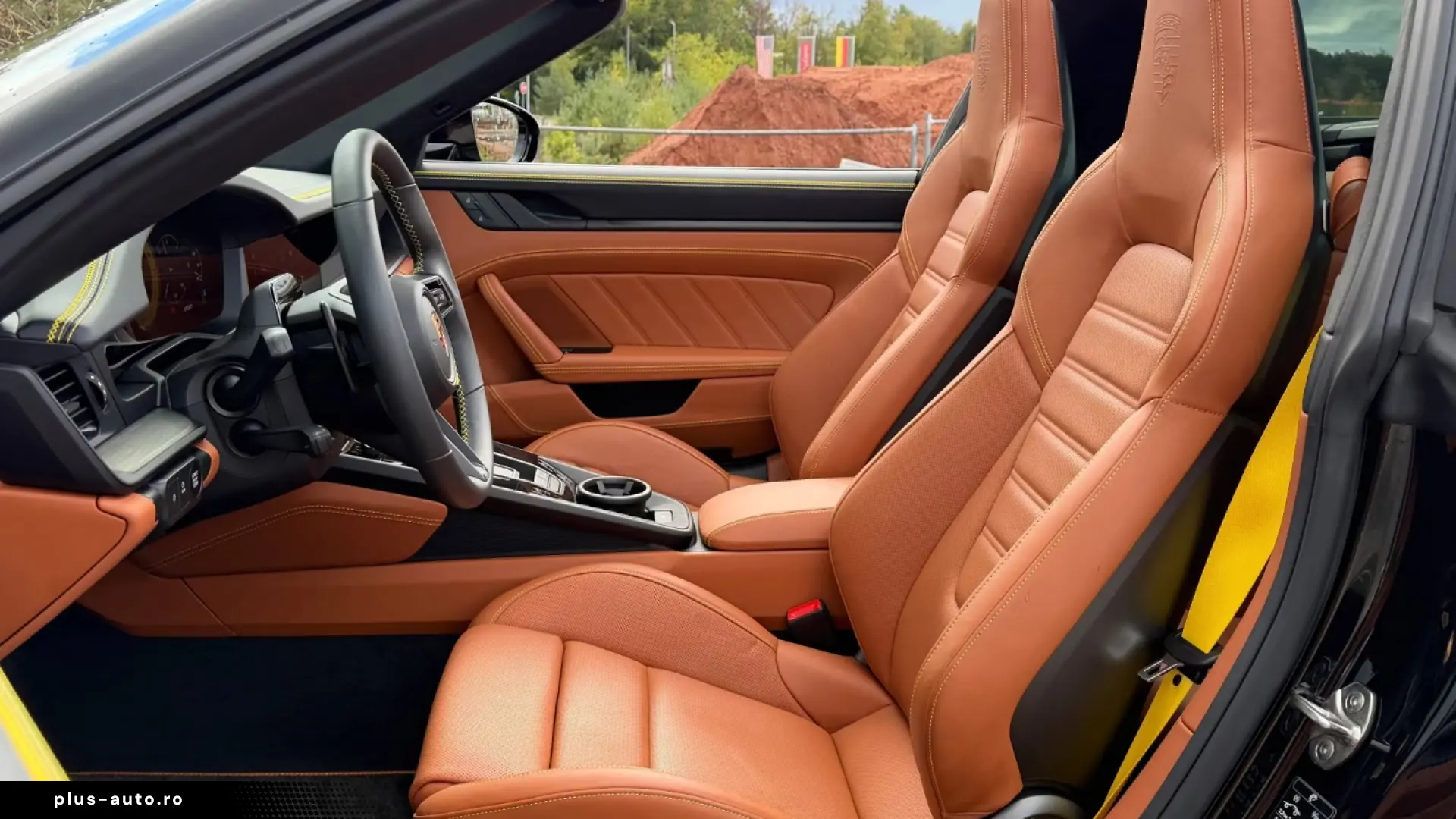 Porsche 992 911 Targa 4 GTS