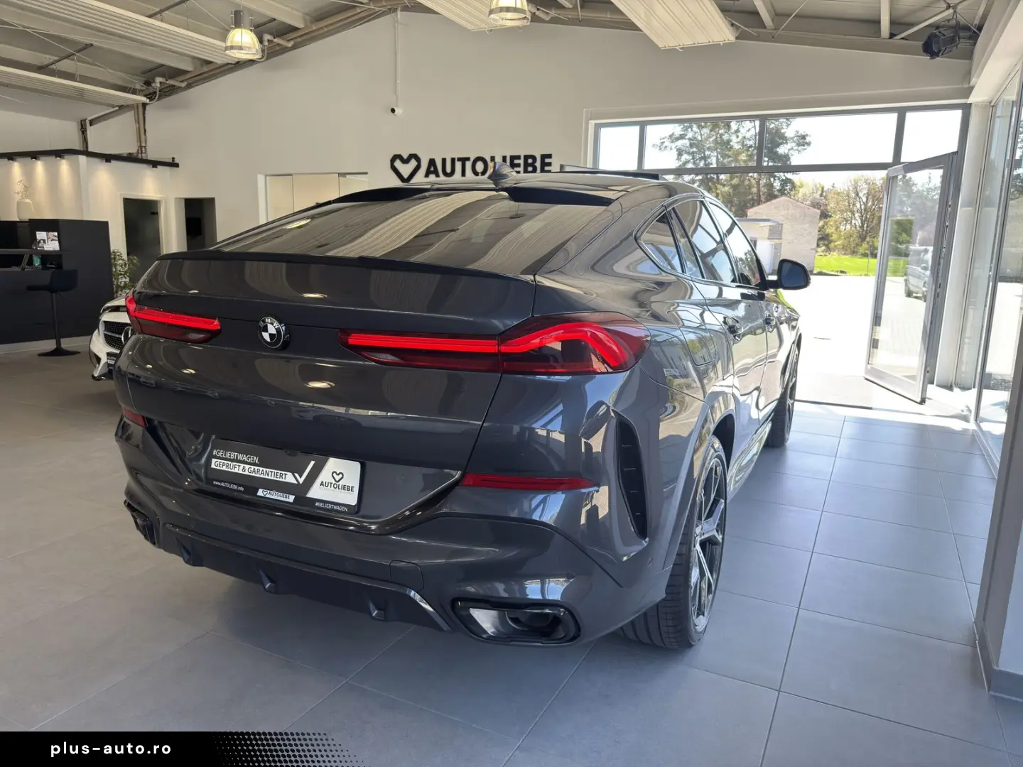 BMW X6 xDrive 30d M Sport SKY LOUNGE ICONIC GLOW AHK