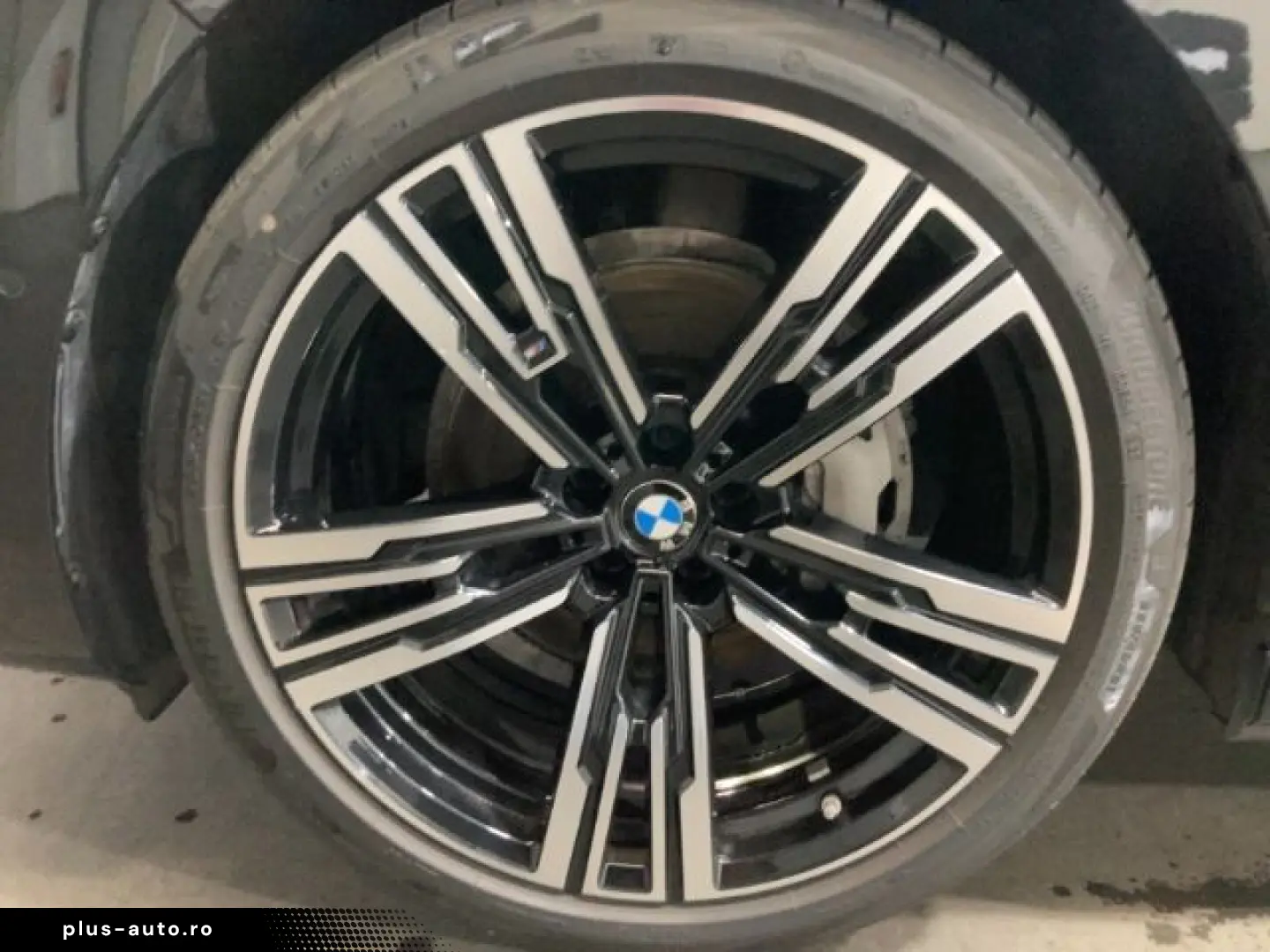 BMW 740 d xD M-Sport Pano-Sky  Iconic