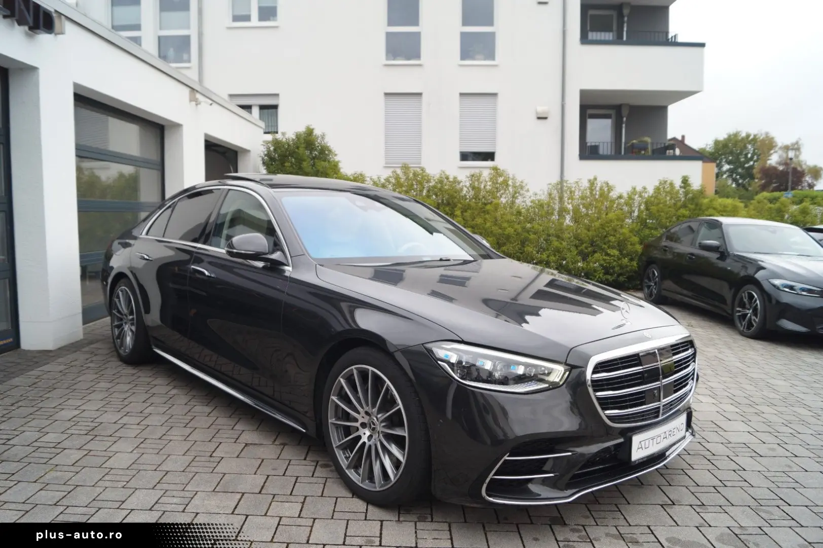 MERCEDES-BENZ Clasa S în leasing operațional MOOV