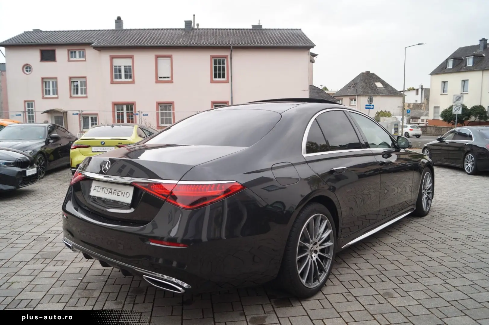MERCEDES-BENZ Clasa S în leasing operațional MOOV