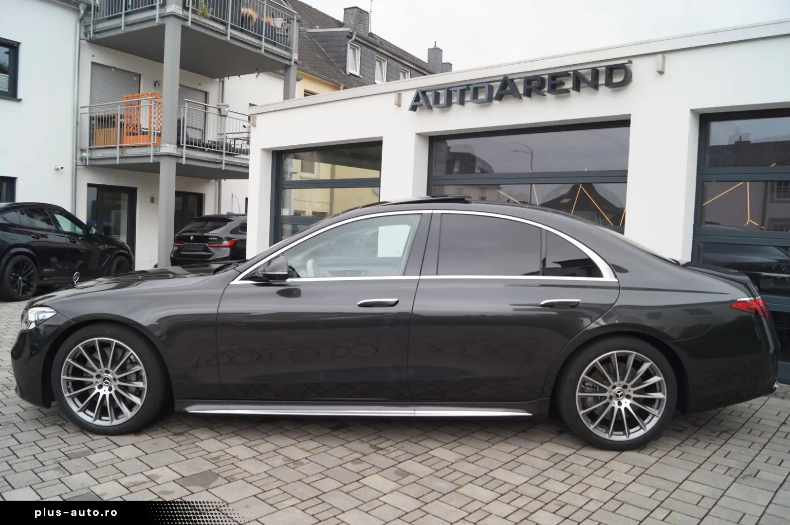 MERCEDES-BENZ Clasa S în leasing operațional MOOV