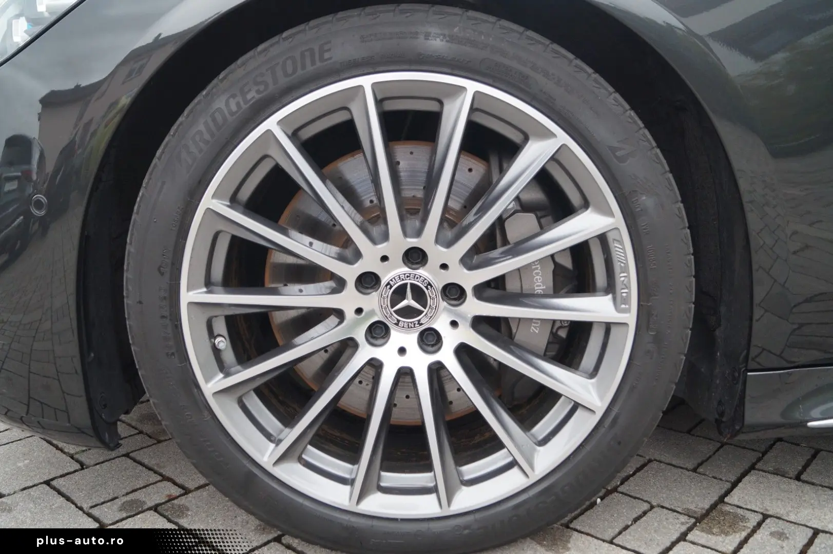 MERCEDES-BENZ Clasa S în leasing operațional MOOV
