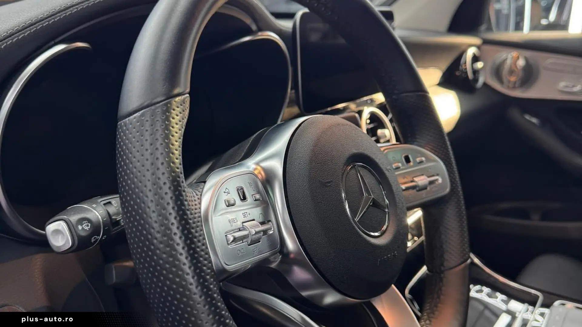 Mercedes Benz GLC 300 D E 4M  Pano Burmester