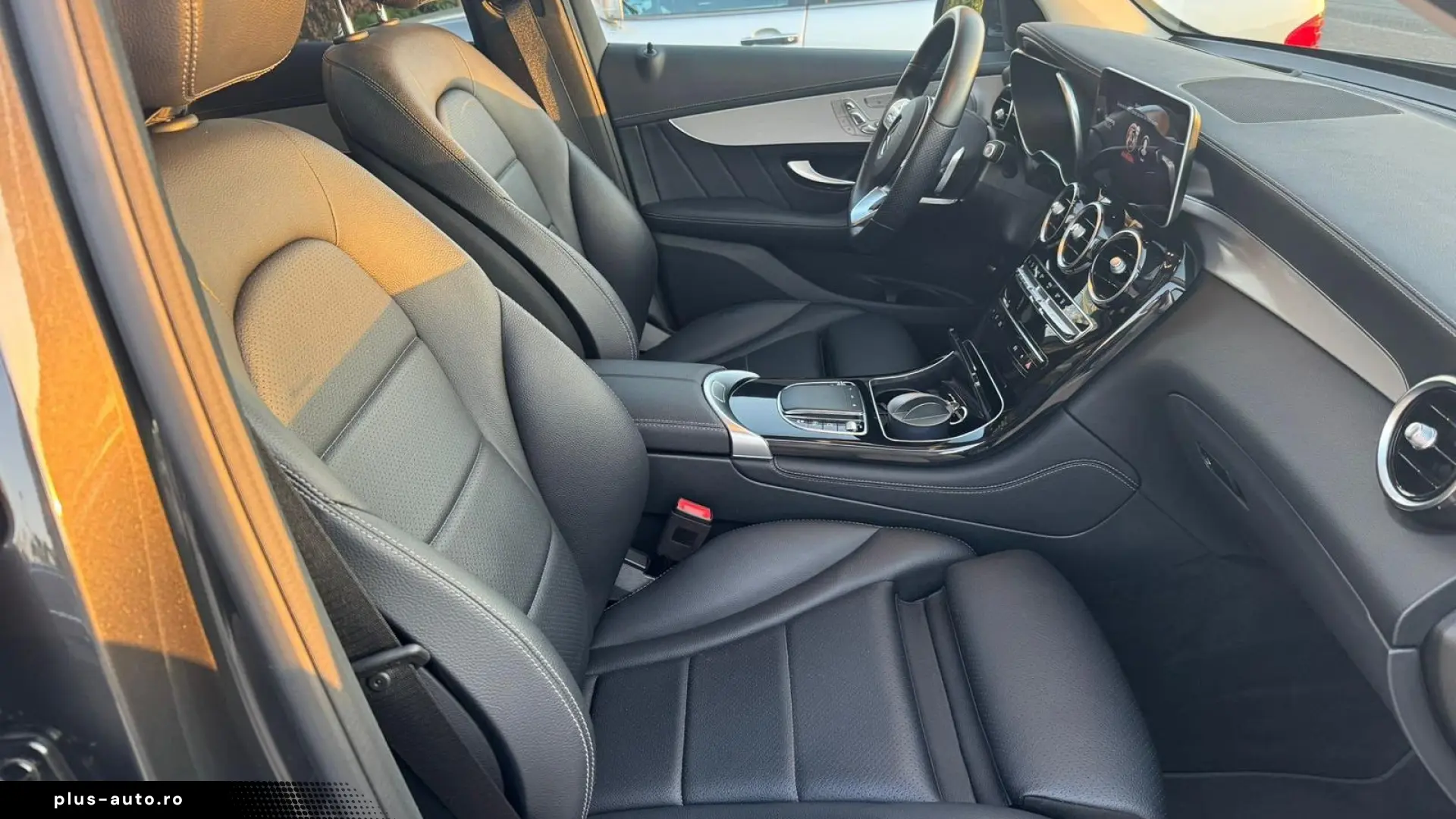 Mercedes Benz GLC 300 D E 4M  Pano Burmester