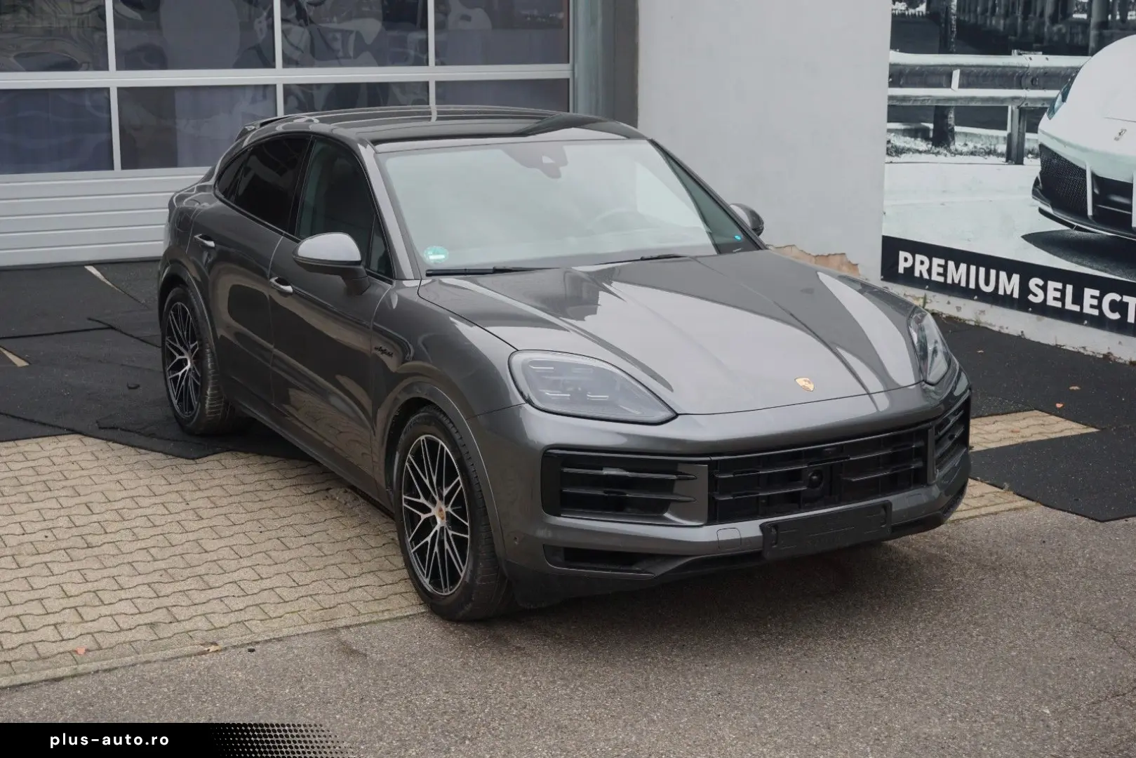 PORSCHE Cayenne Coupe E-Hybrid HAL Luft BOSE INNO 14Wege