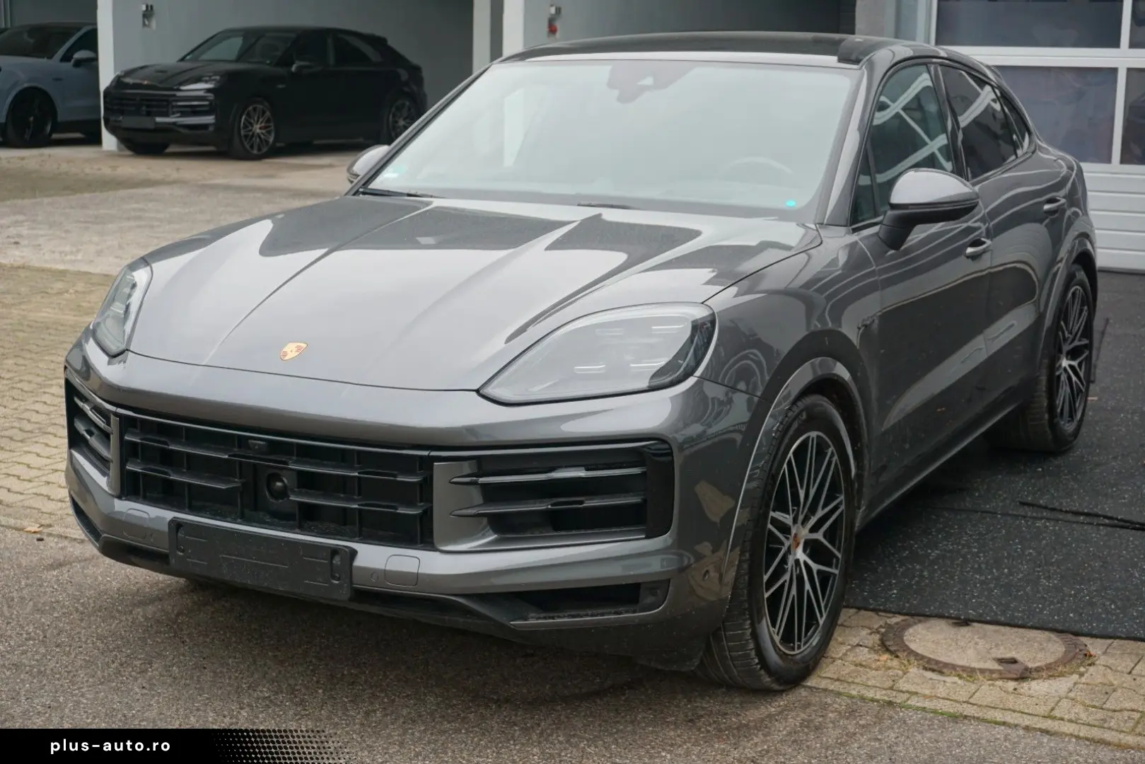 PORSCHE Cayenne Coupe E-Hybrid HAL Luft BOSE INNO 14Wege