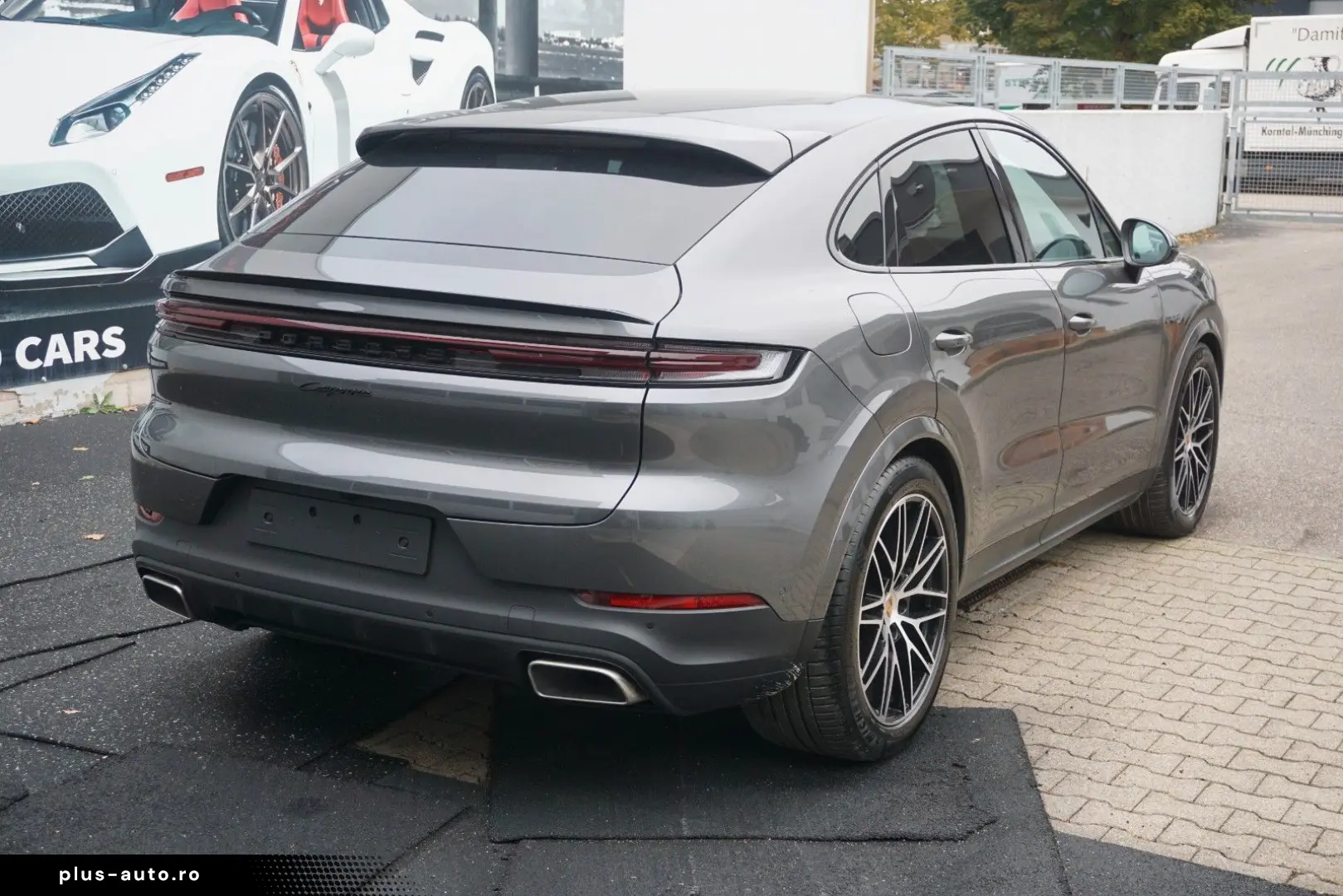 PORSCHE Cayenne Coupe E-Hybrid HAL Luft BOSE INNO 14Wege