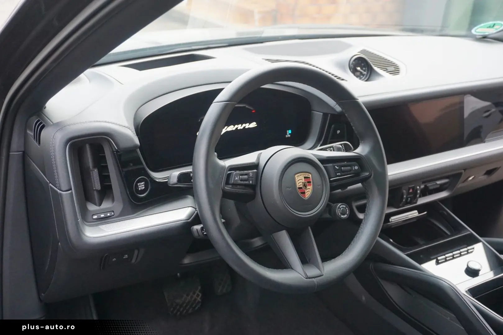 PORSCHE Cayenne Coupe E-Hybrid HAL Luft BOSE INNO 14Wege