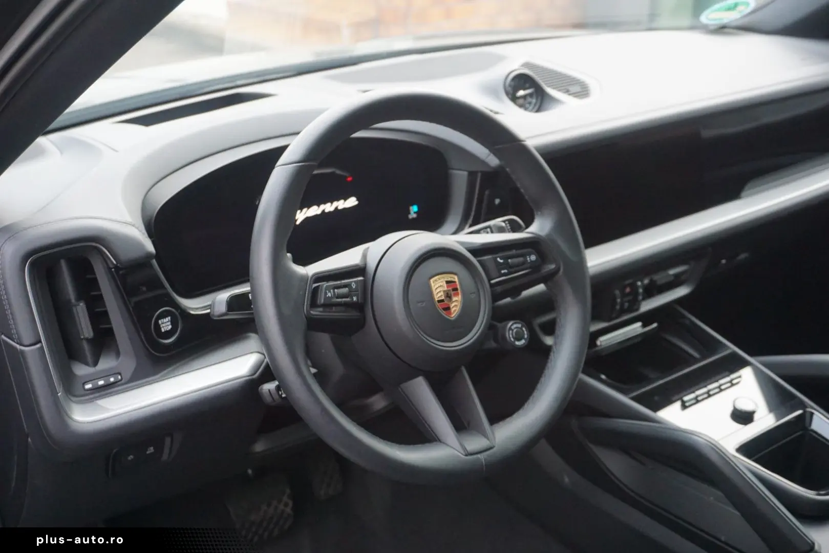 PORSCHE Cayenne Coupe E-Hybrid HAL Luft BOSE INNO 14Wege
