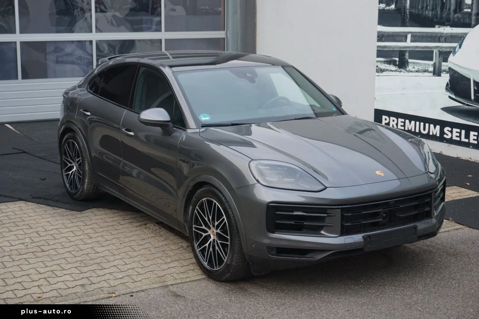 PORSCHE Cayenne Coupe E-Hybrid HAL Luft BOSE INNO 14Wege