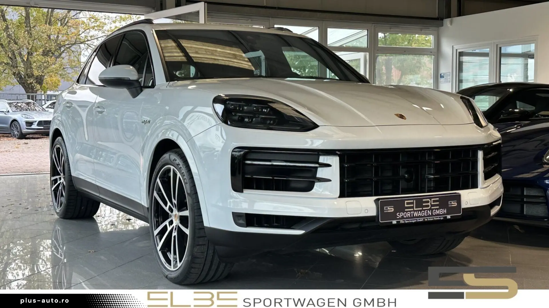 PORSCHE Cayenne E-Hybrid BOSE ACC E-AHK PANO HEAD-UP 22