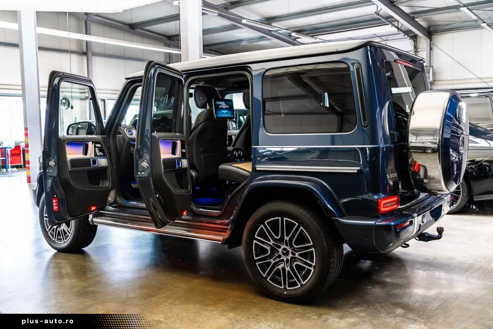 MERCEDES-BENZ G 500 AMG Line FACELIFT   Superior   Rear DVD