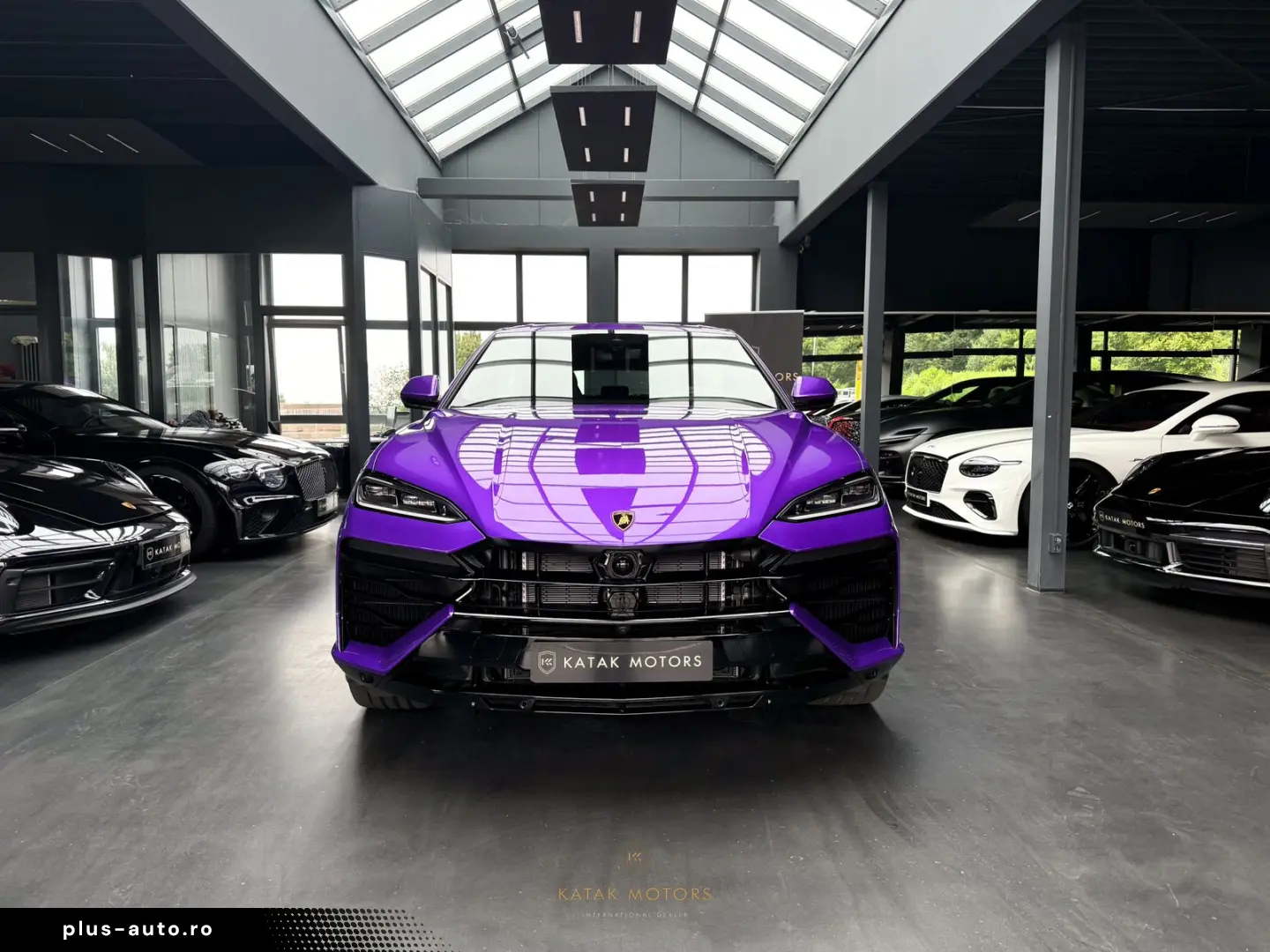 LAMBORGHINI URUS SE HYBRID4.0 V8 PANO HEAD-UP AKRAPOVIC