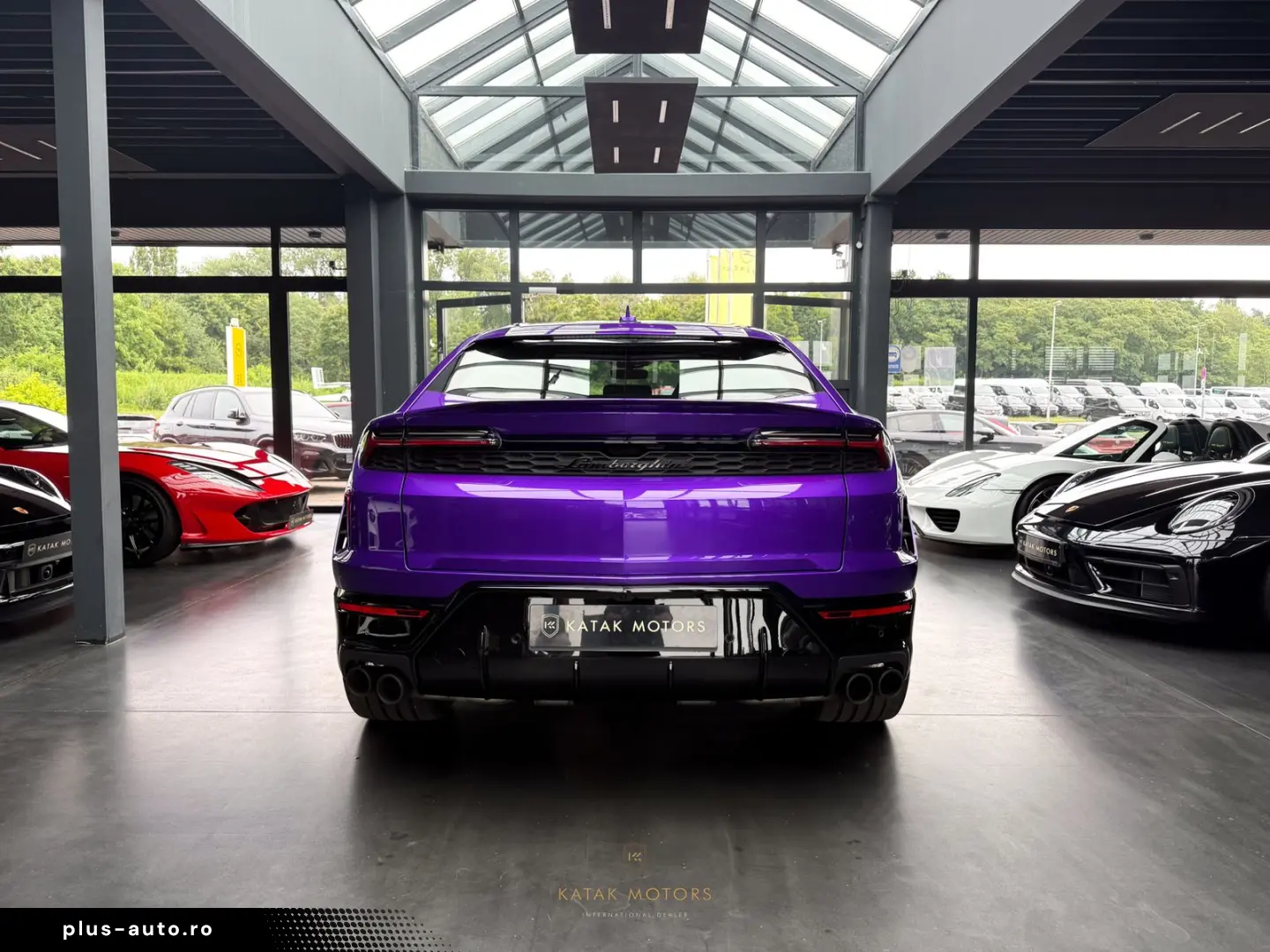 LAMBORGHINI URUS SE HYBRID4.0 V8 PANO HEAD-UP AKRAPOVIC