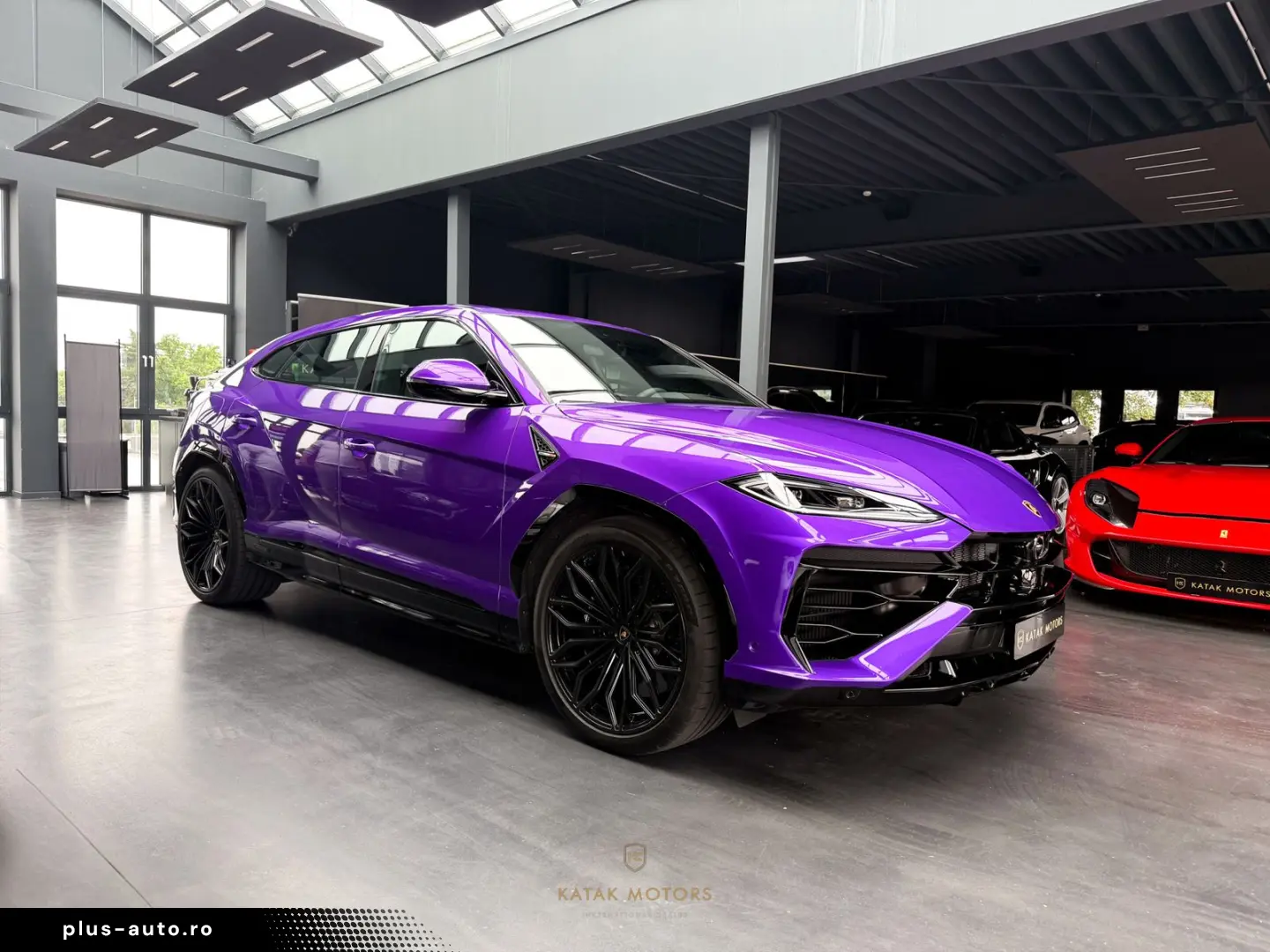 LAMBORGHINI URUS SE HYBRID4.0 V8 PANO HEAD-UP AKRAPOVIC