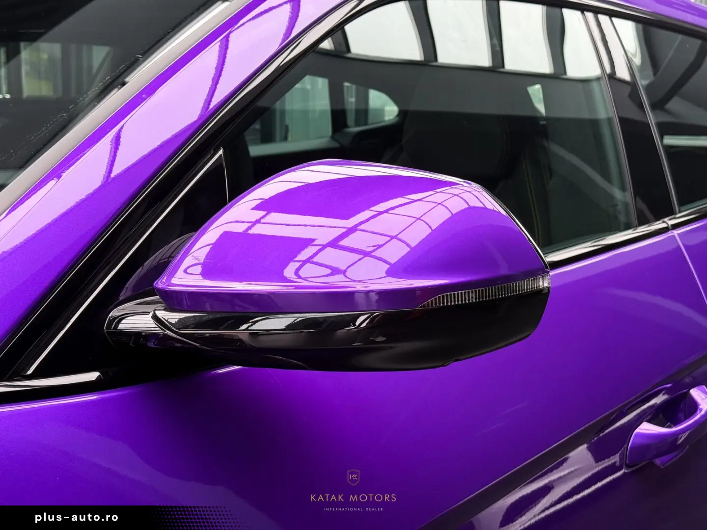 LAMBORGHINI URUS SE HYBRID4.0 V8 PANO HEAD-UP AKRAPOVIC