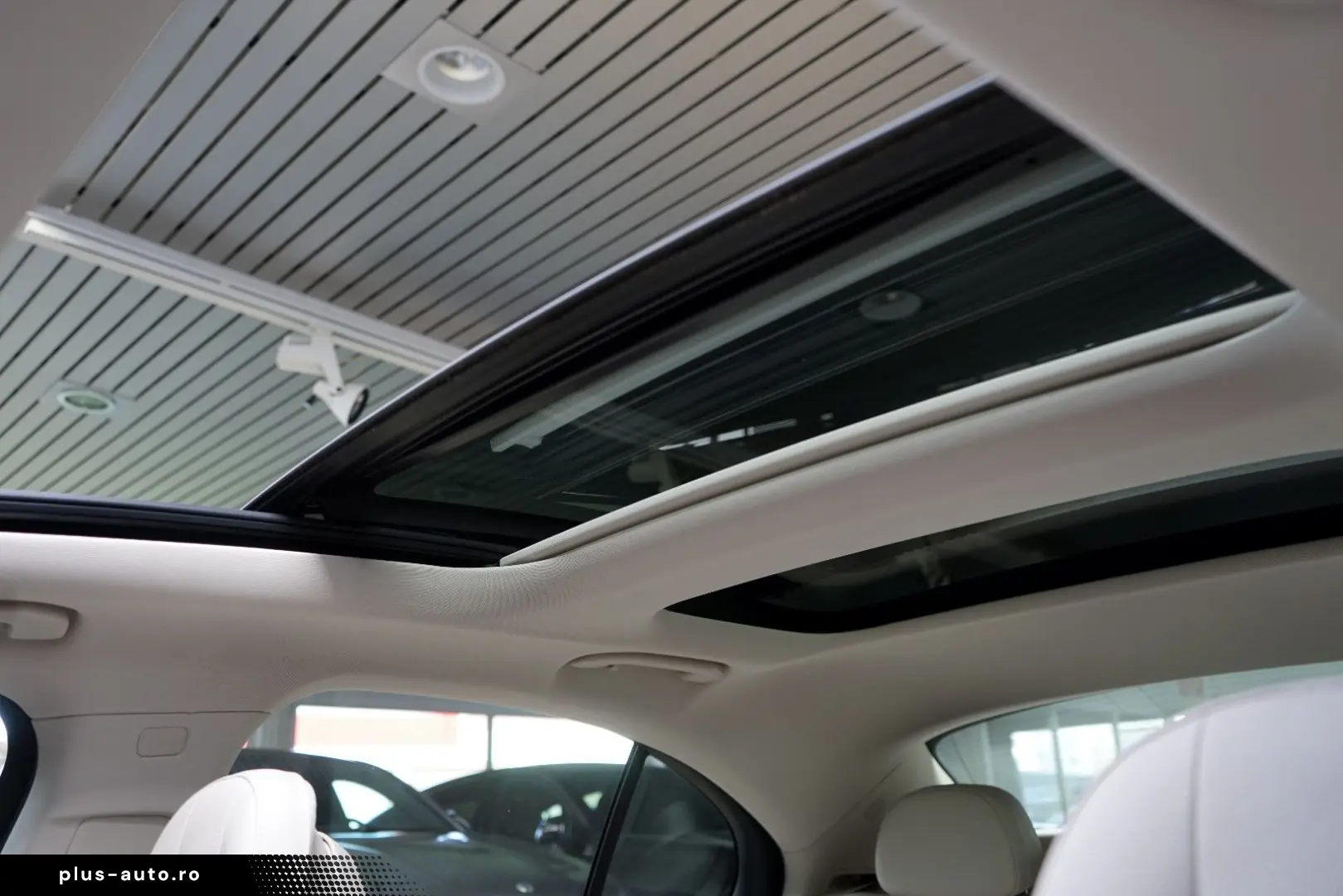 MERCEDES-BENZ E 400e 4M Exclusive Premium Head H-Len&hellip;