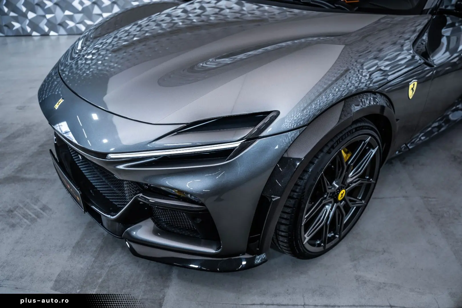 FERRARI Purosangue NOVITEC ESTESO  Carbon  Lift  Pano