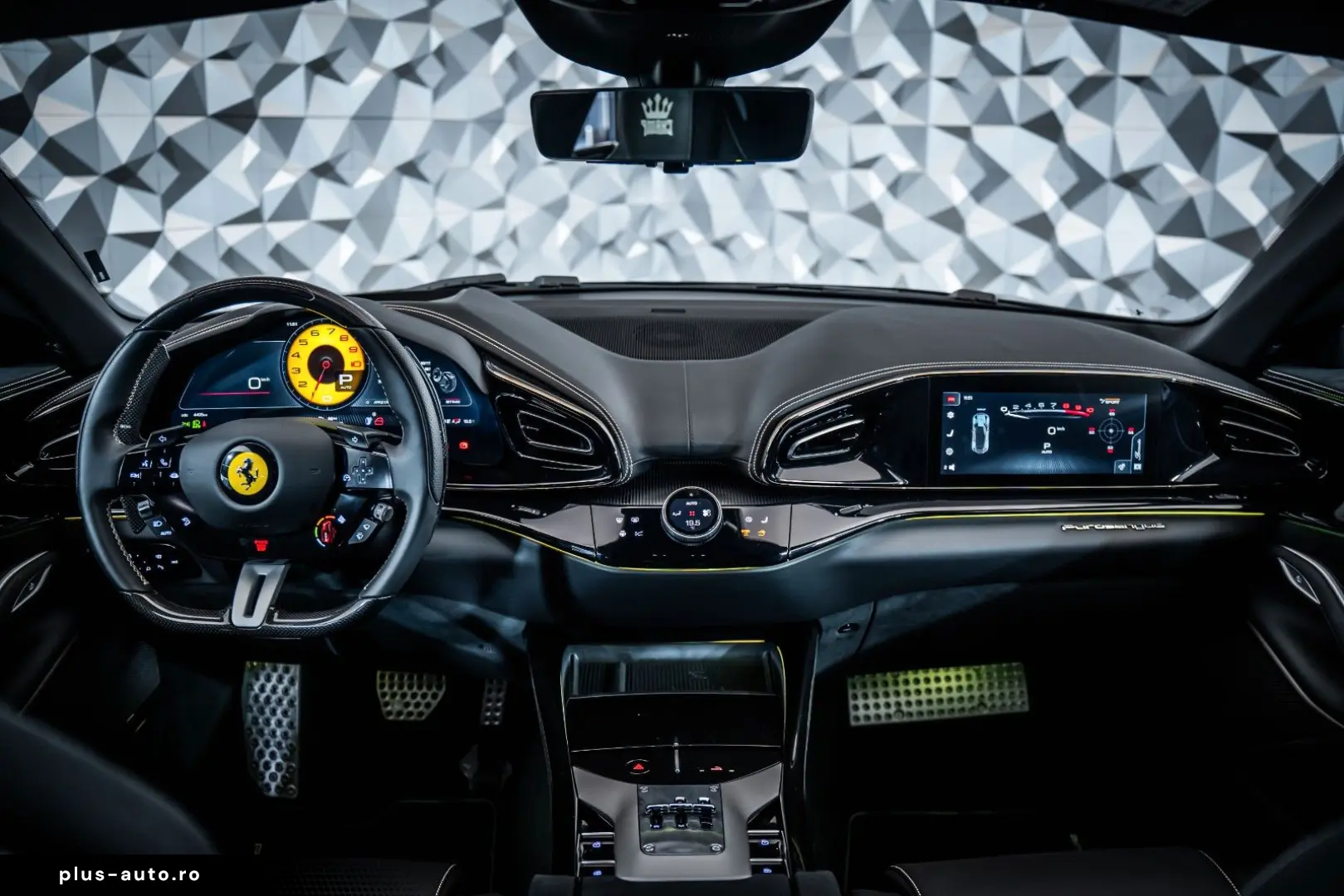 FERRARI Purosangue NOVITEC ESTESO  Carbon  Lift  Pano