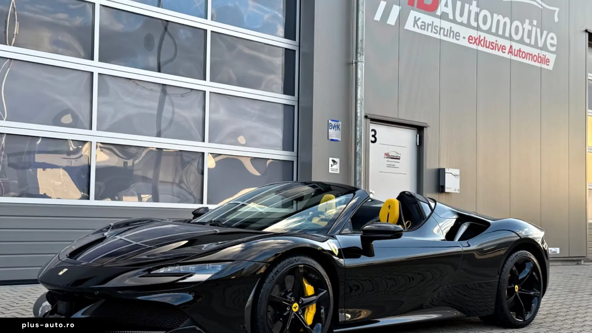 Ferrari SF90 Spider   999 CP • CARBON RACING SEATS