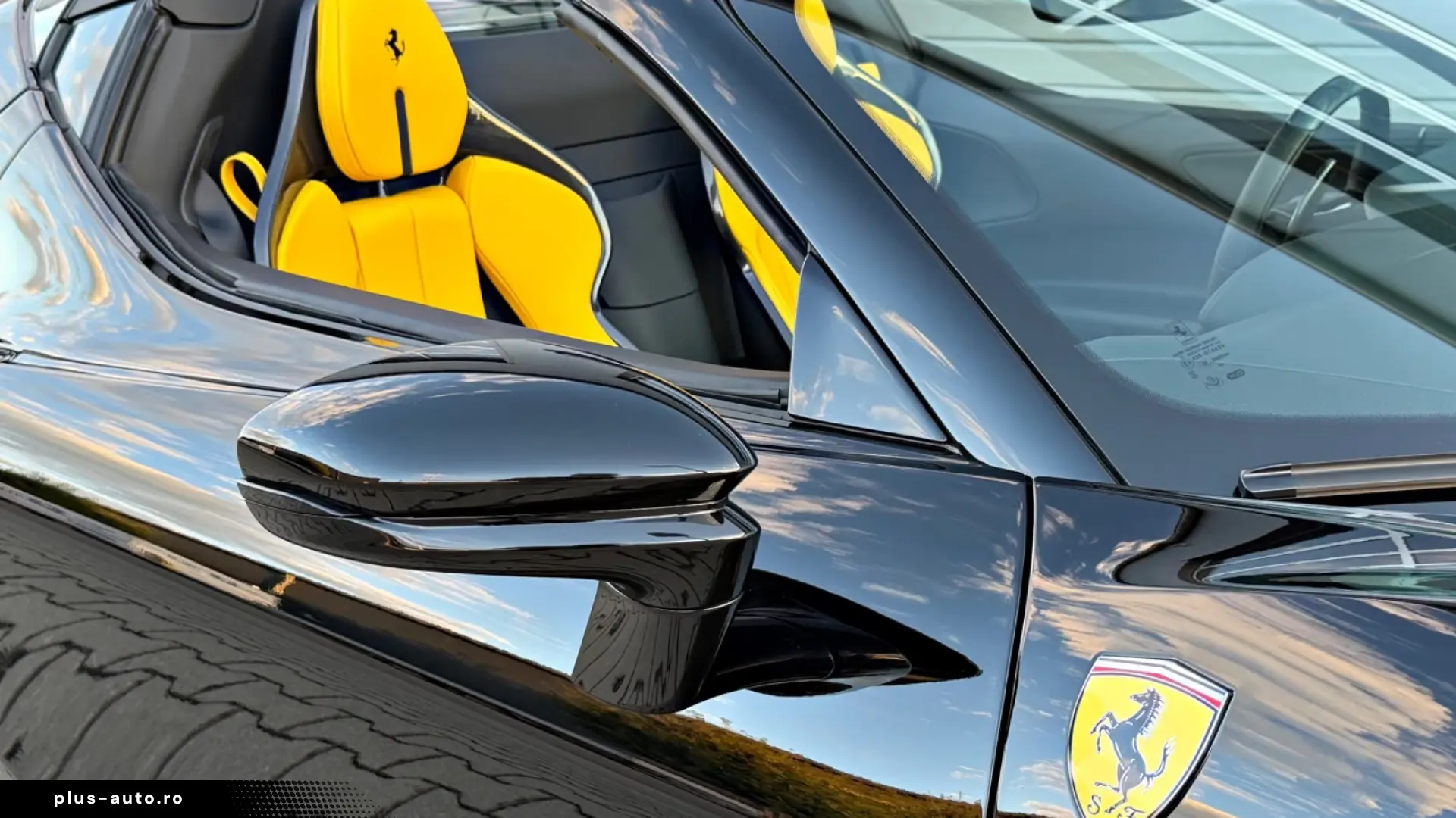 Ferrari SF90 Spider   999 CP • CARBON RACING SEATS
