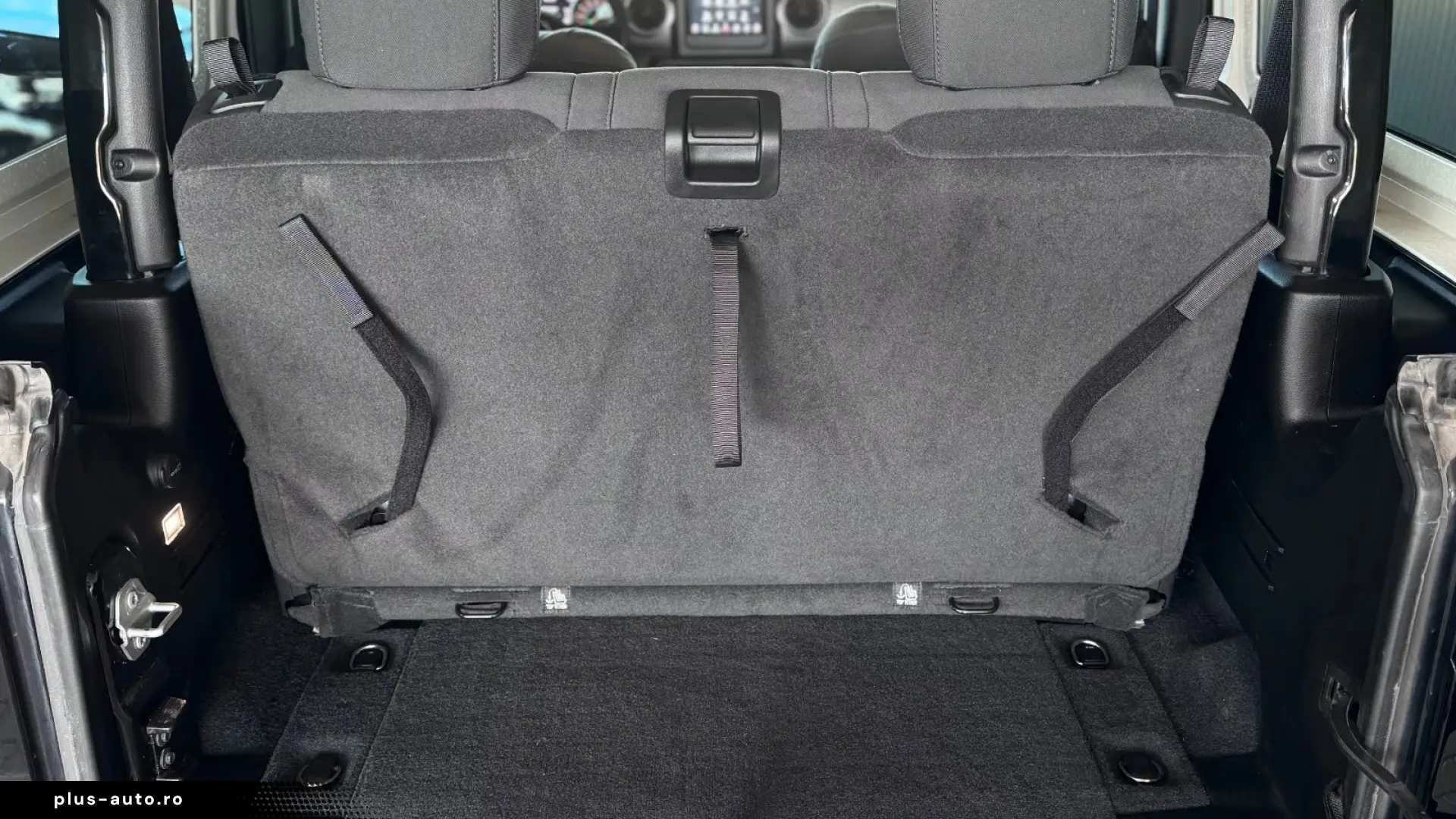 Jeep Wrangler Willys 3.6 V6 LED • CARPLAY • HARDTOP
