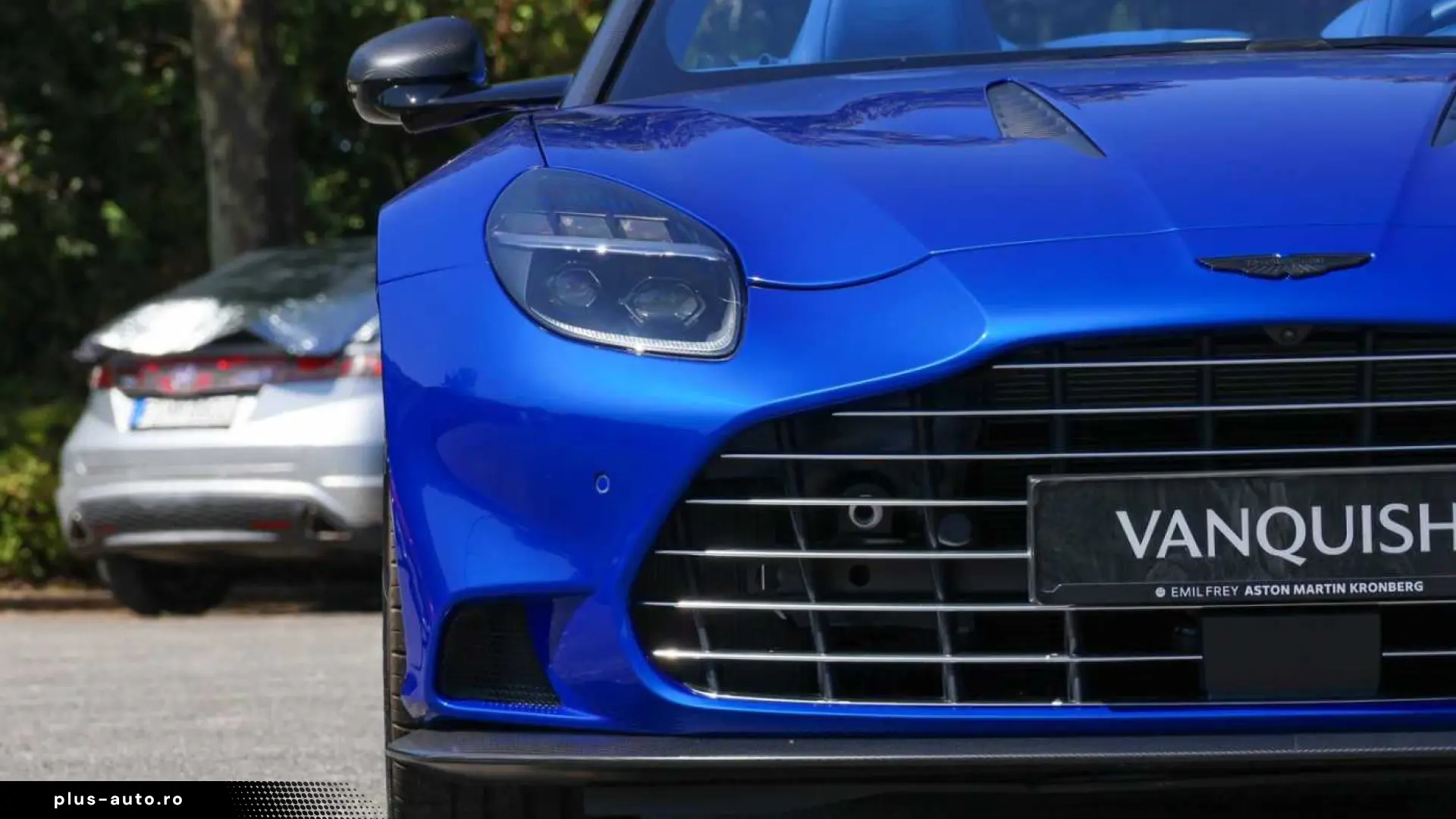 Aston Martin Vanquish Volante 835 CP • V12 • TITANIUM