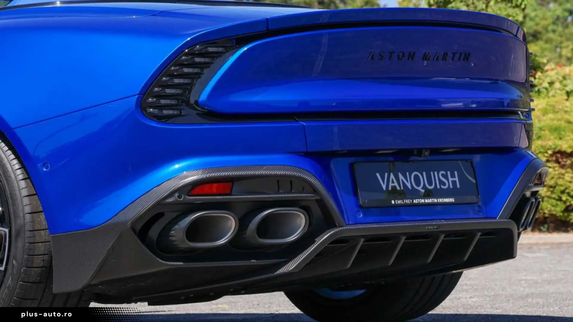 Aston Martin Vanquish Volante 835 CP • V12 • TITANIUM