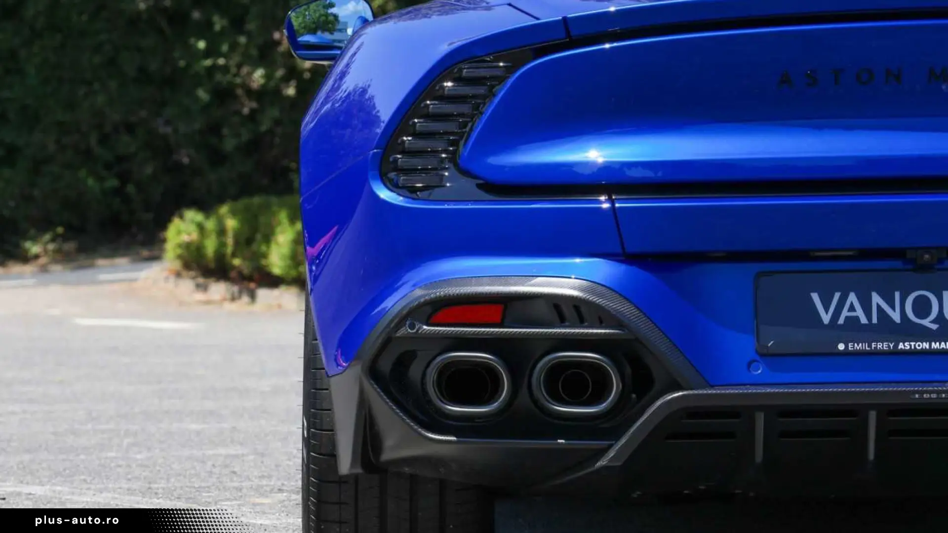 Aston Martin Vanquish Volante 835 CP • V12 • TITANIUM