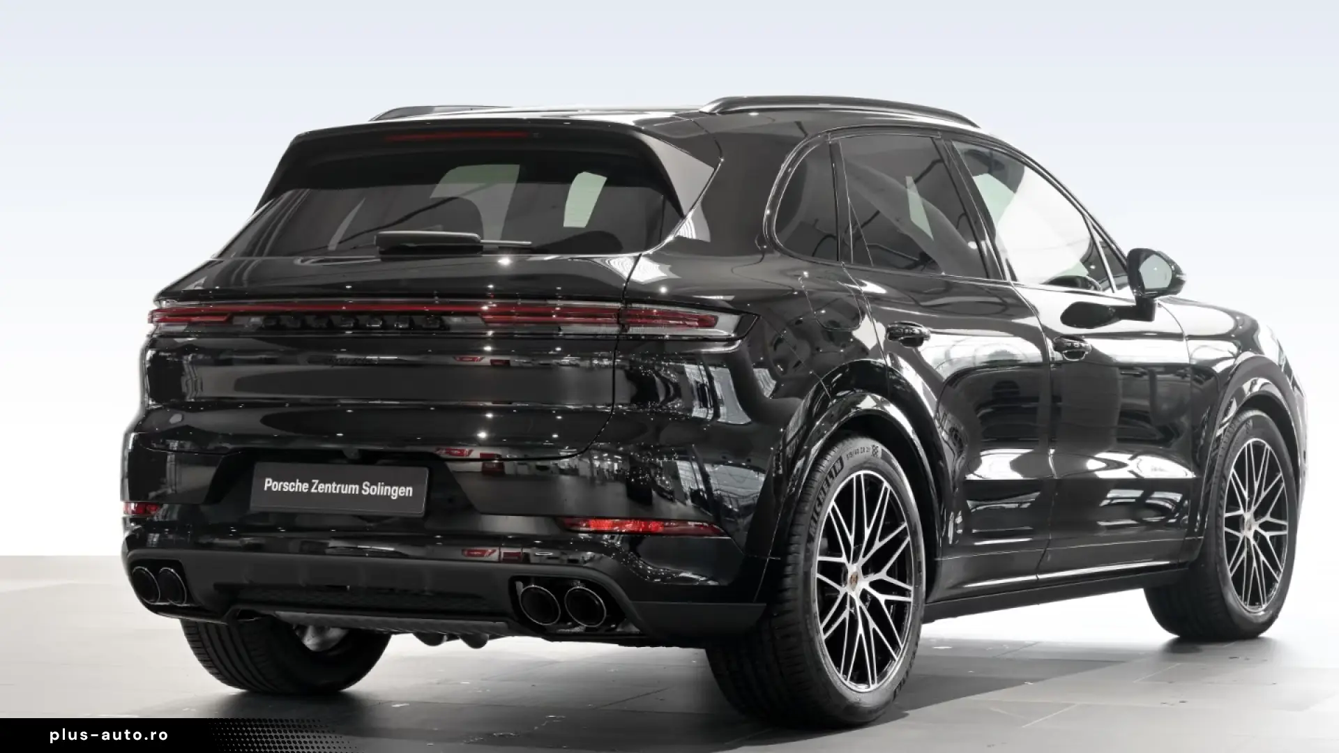 Porsche Cayenne Black Edition