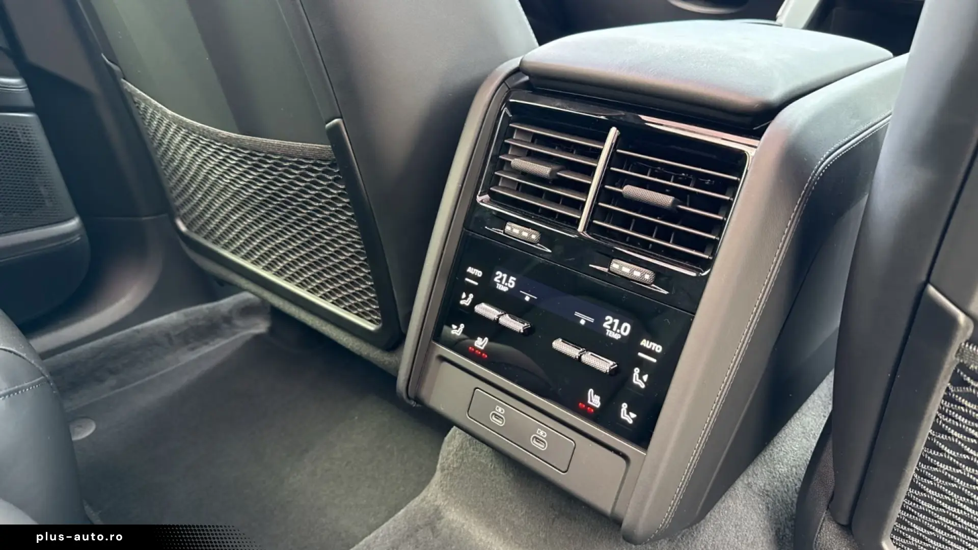 Porsche Cayenne Electric HeadUp Surround-View