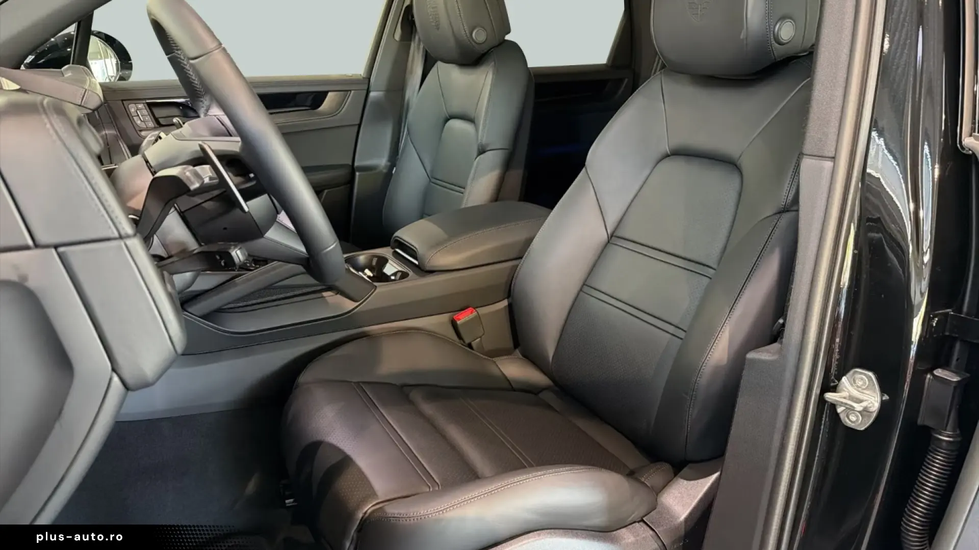 Porsche Cayenne Black Edition