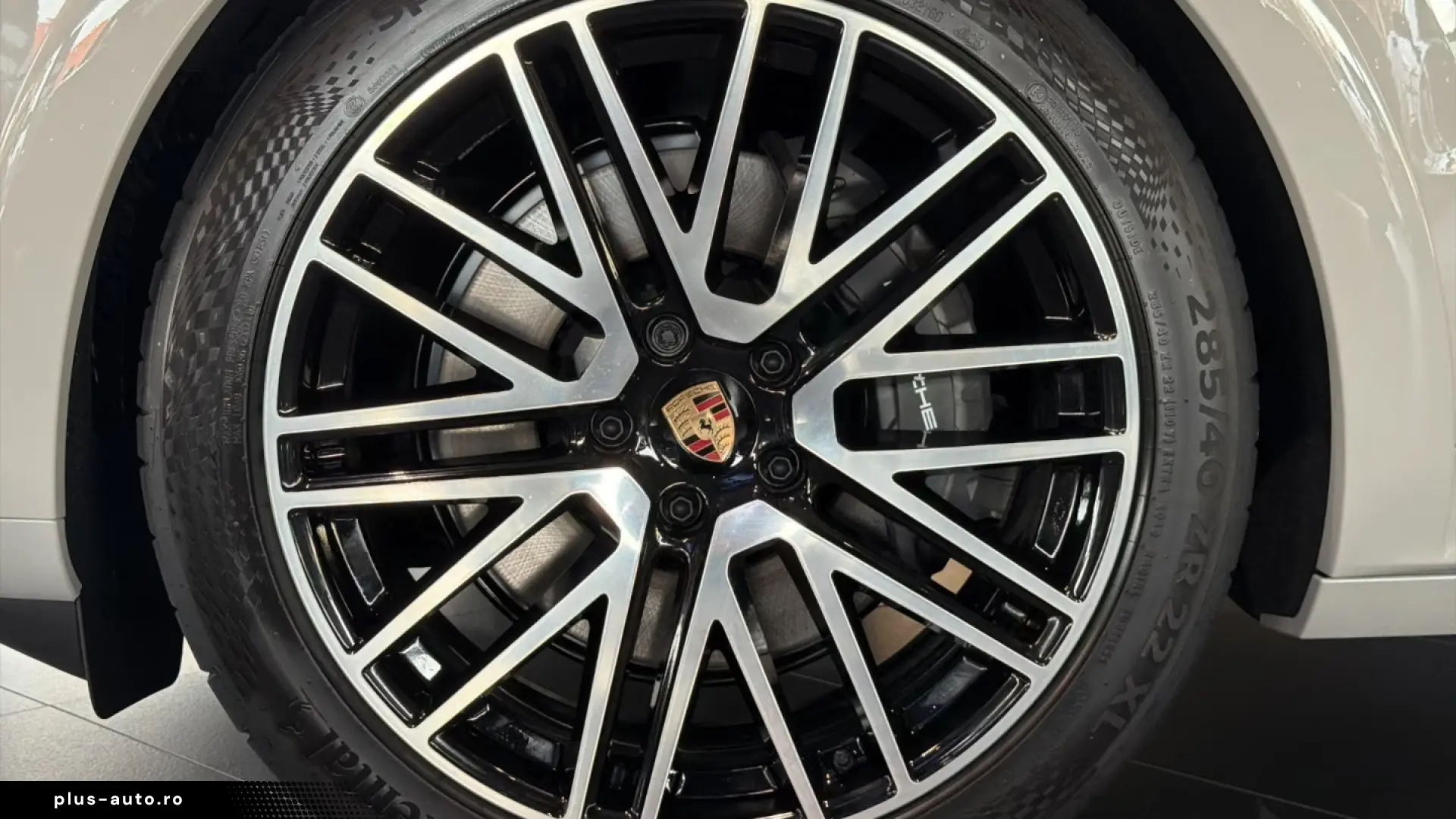 Porsche Cayenne E-Hybrid Coupe Black Edition