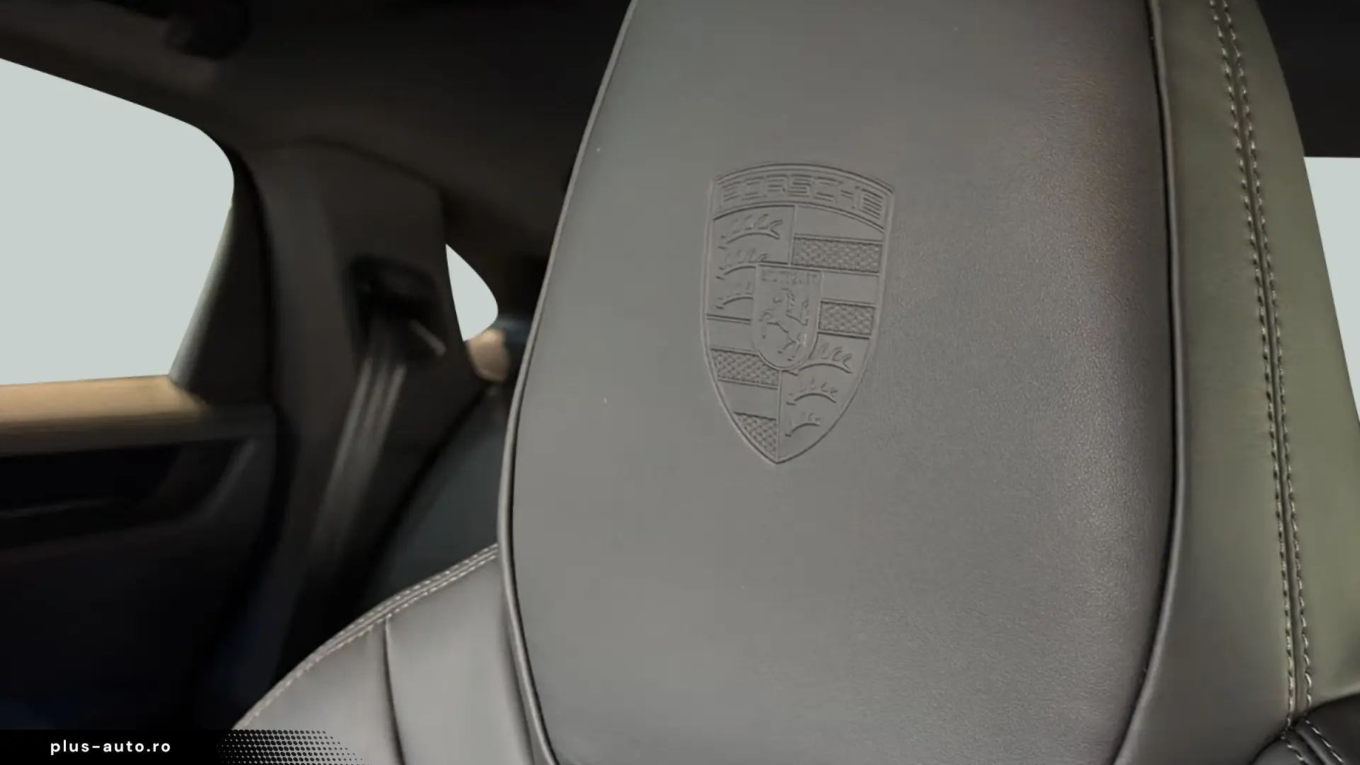 Porsche Cayenne E-Hybrid Coupe Black Edition