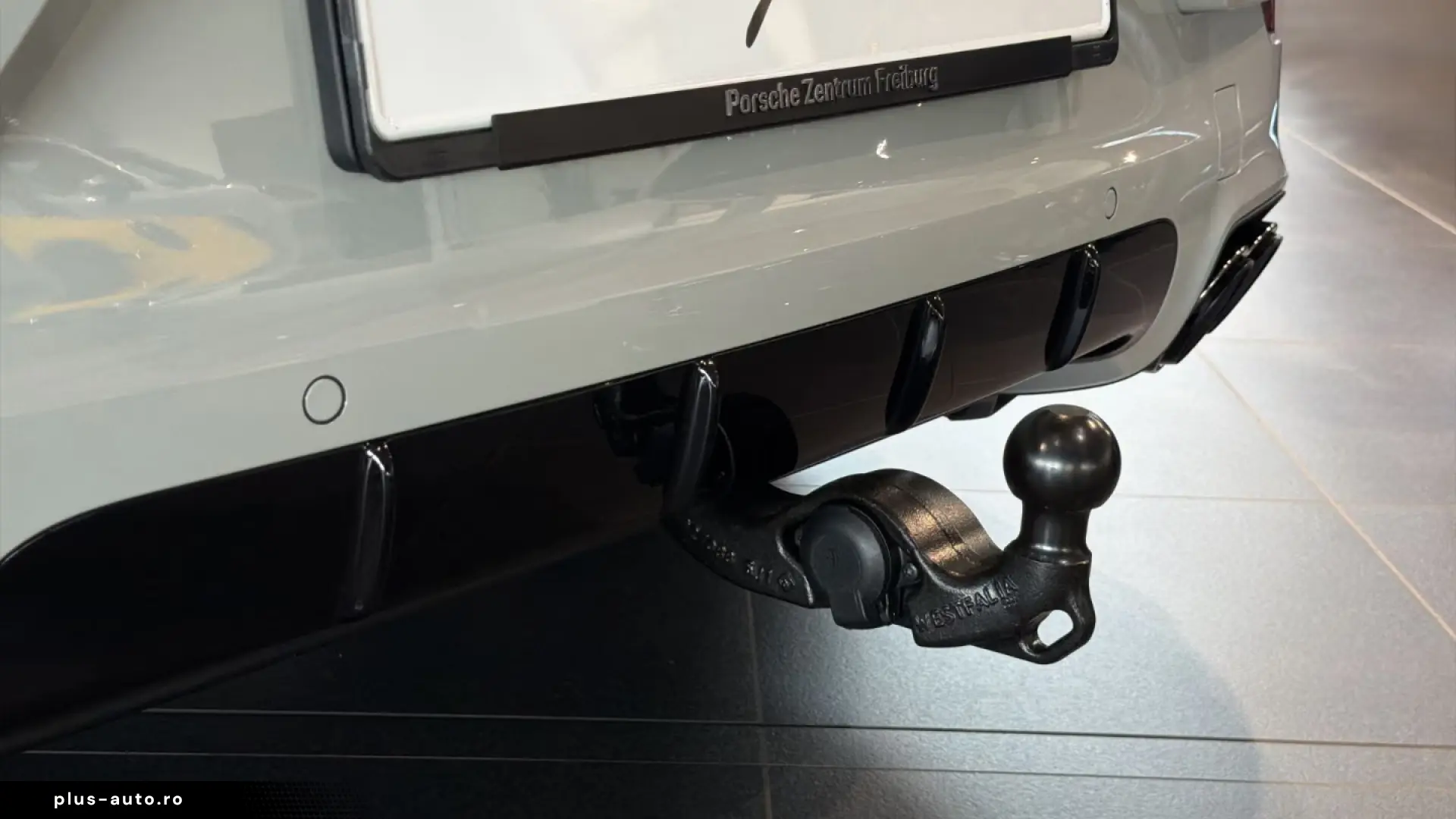 Porsche Cayenne E-Hybrid Coupe Black Edition